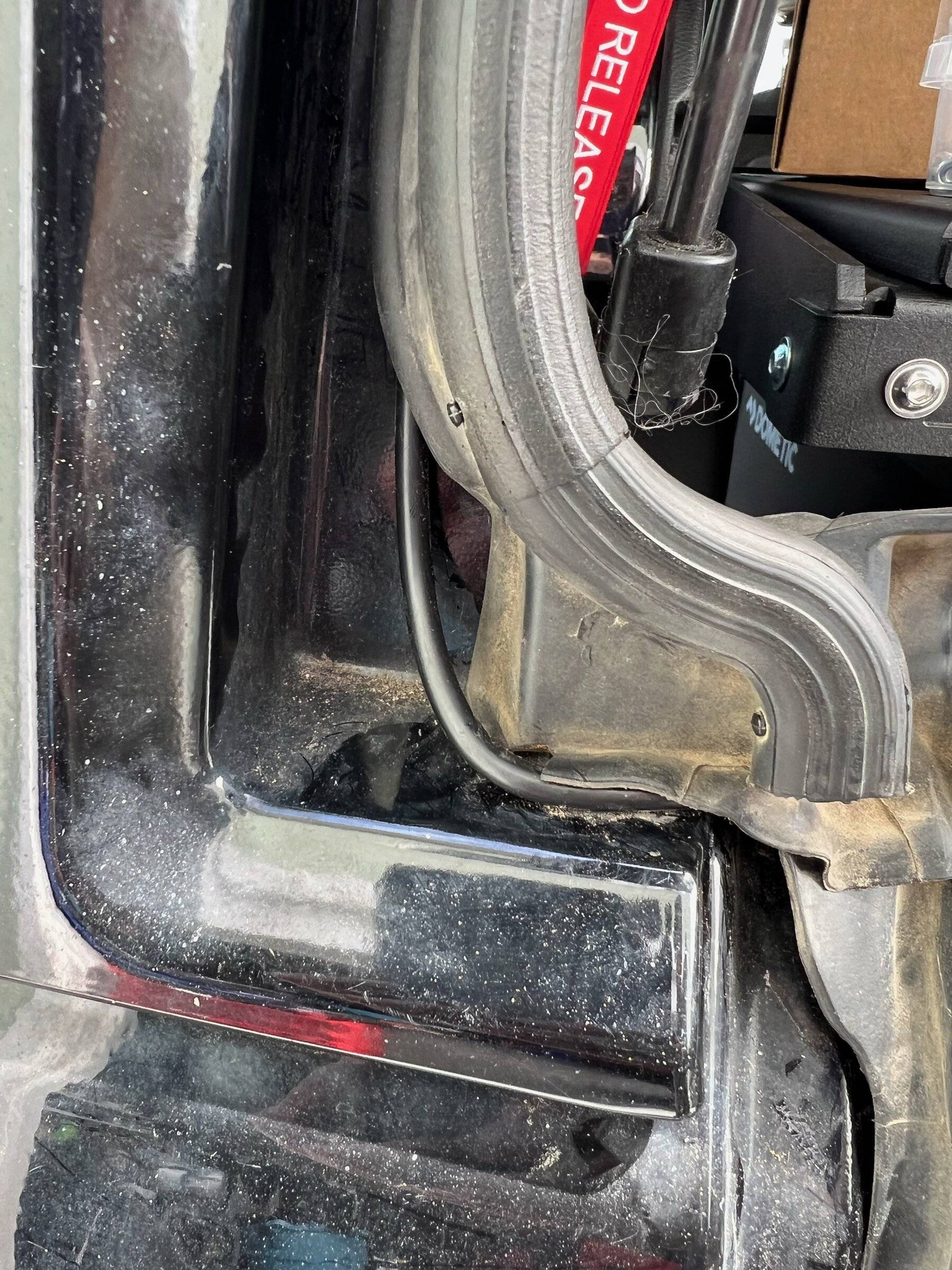 Jeep Wrangler JL WeBoost Installation (Picture Heavy) IMG_5338