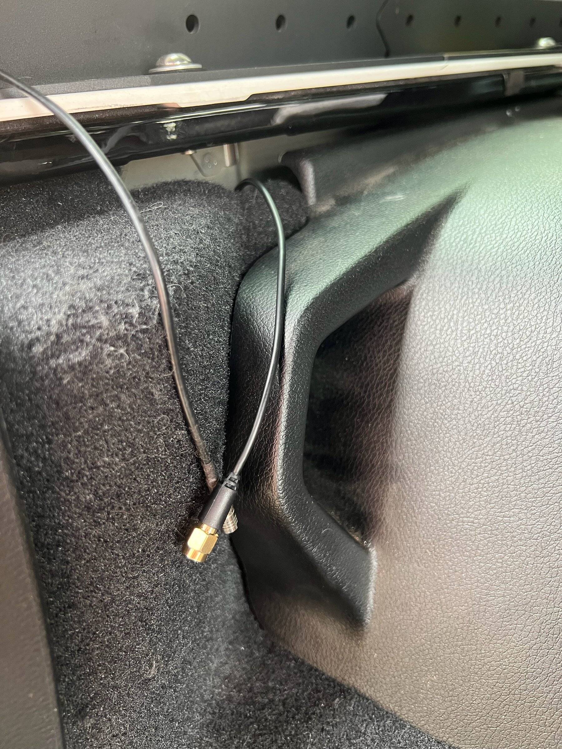 Jeep Wrangler JL WeBoost Installation (Picture Heavy) IMG_5346