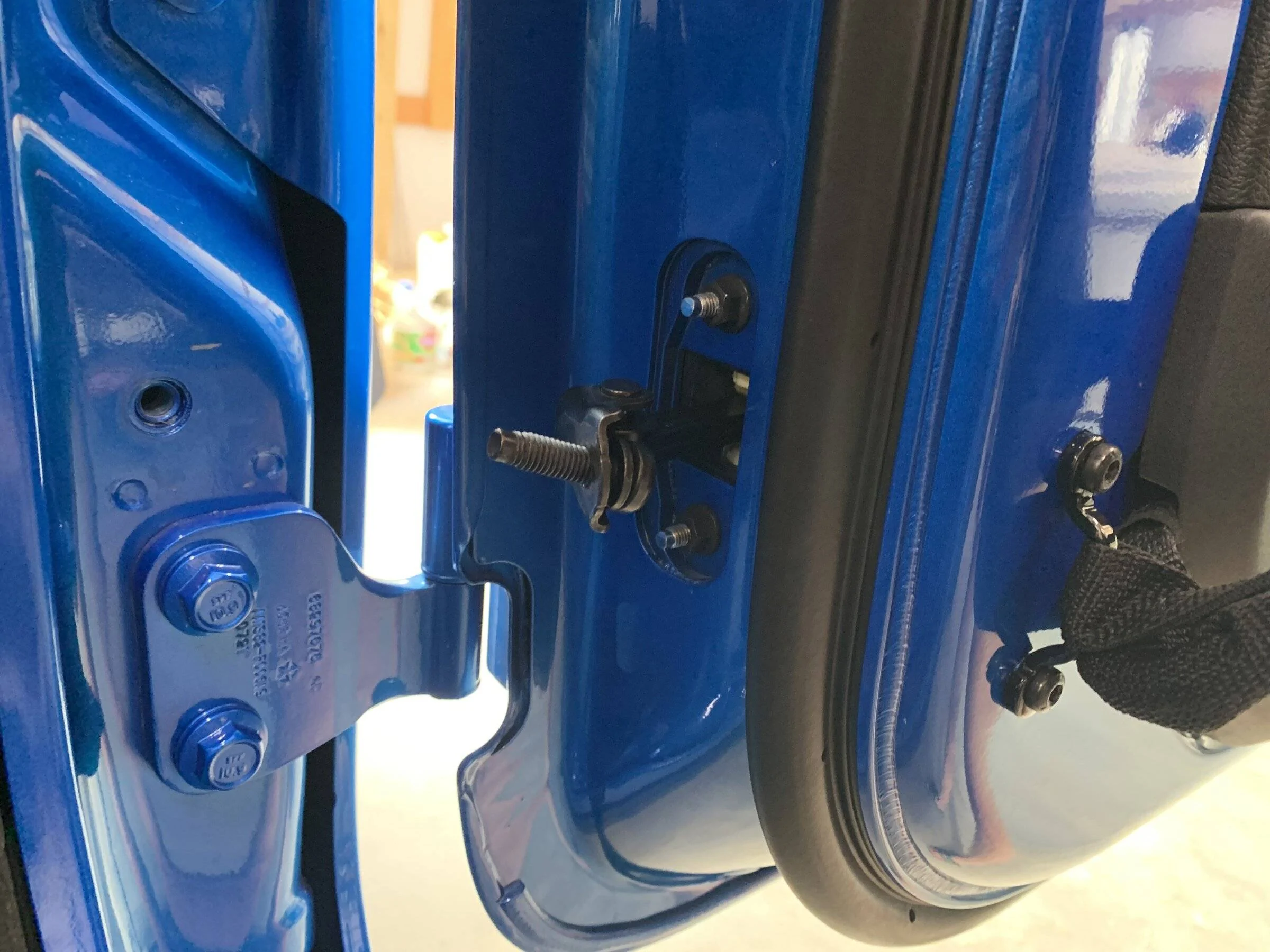 Jeep Wrangler JL (EDIT: Problem solved!) Door bracket help 761BF283-412E-4F04-99F3-86533B15C599