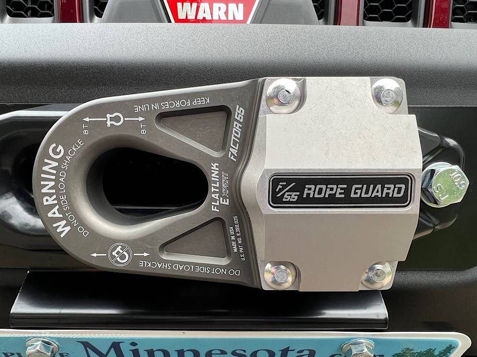 Jeep Wrangler JL Protect winch synthetic line hook loop from sunlight 1BCD3295-42A0-4051-970E-AB88482BBFFC