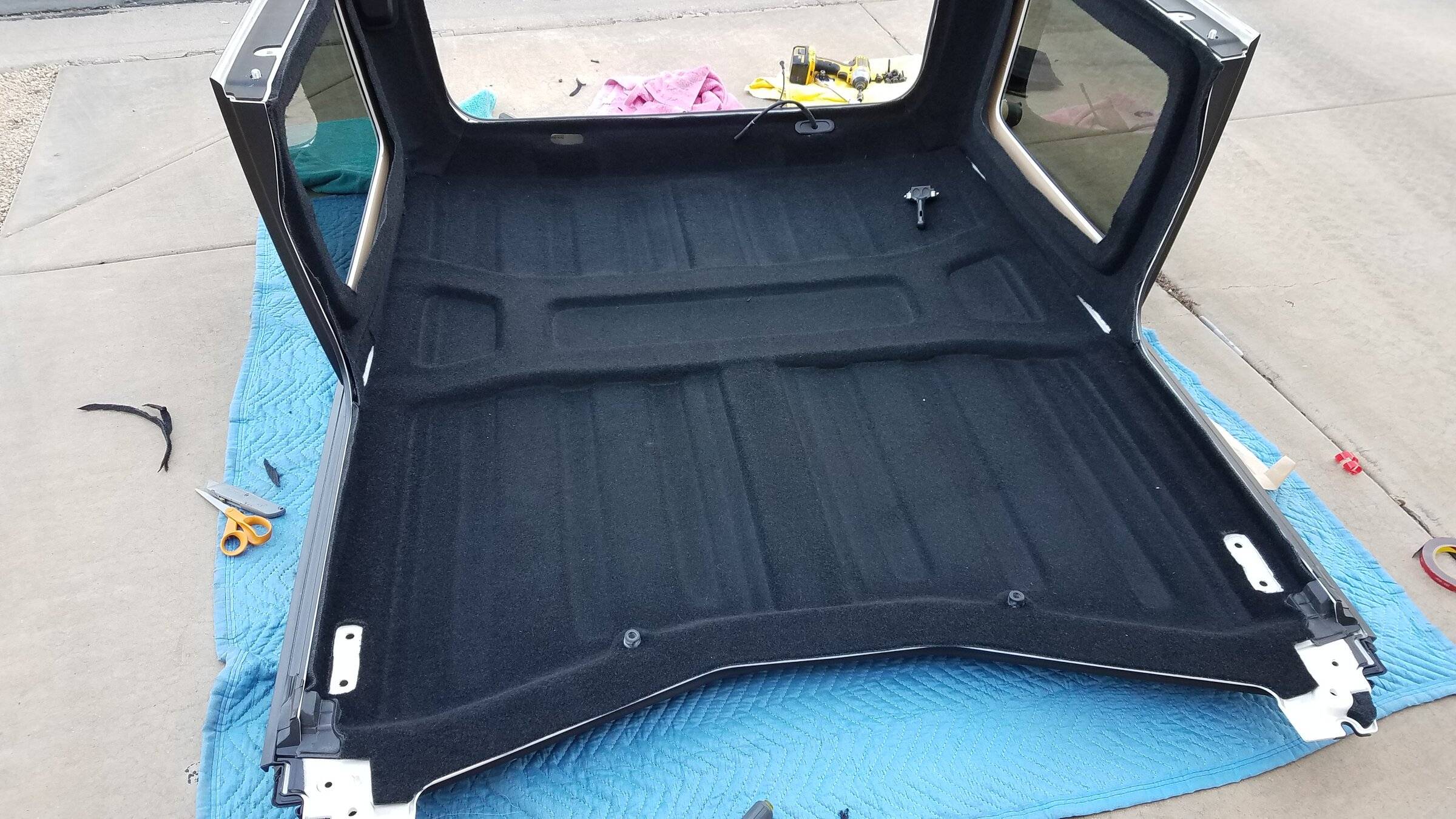 Jeep Wrangler JL How do I get this off? 20191221_155143