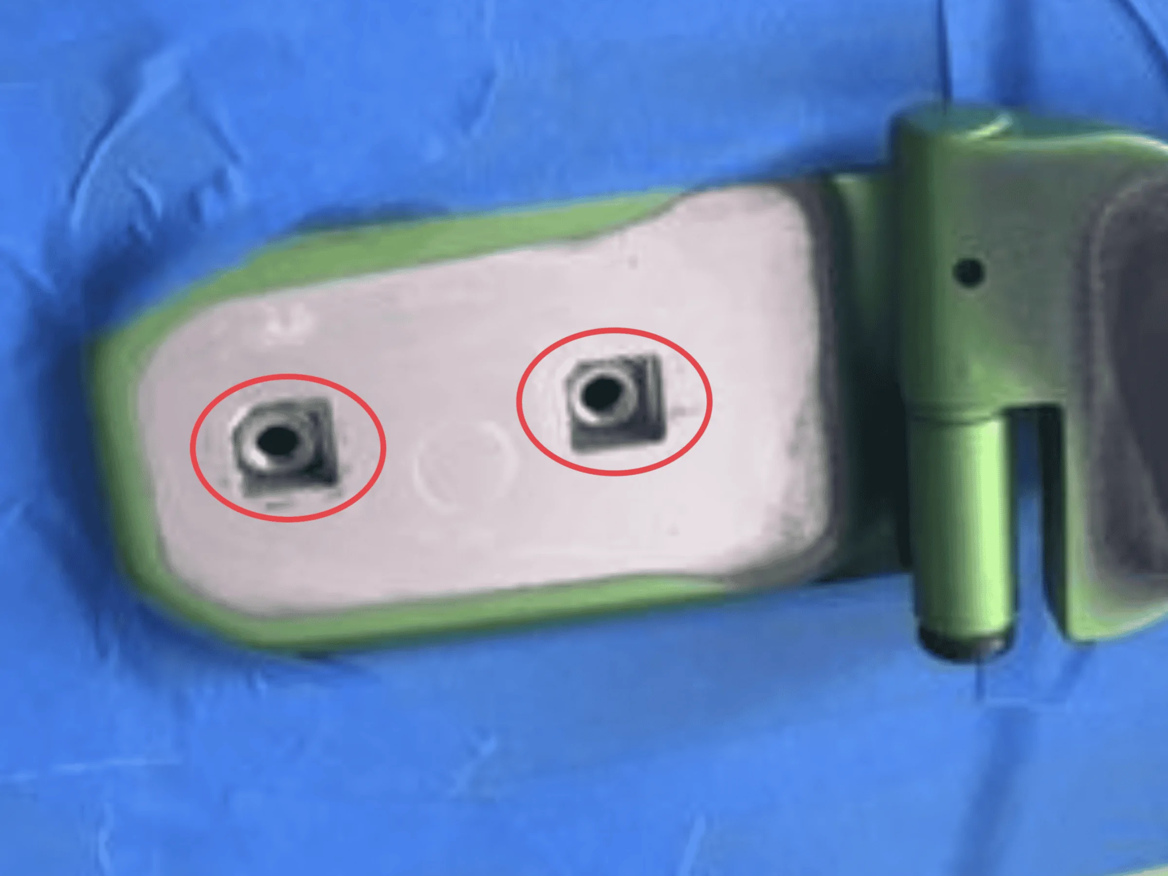 Jeep Wrangler JL Bubbles in Paint at Door Hinges D4970058-0D09-4743-B4DB-37937325D8F0