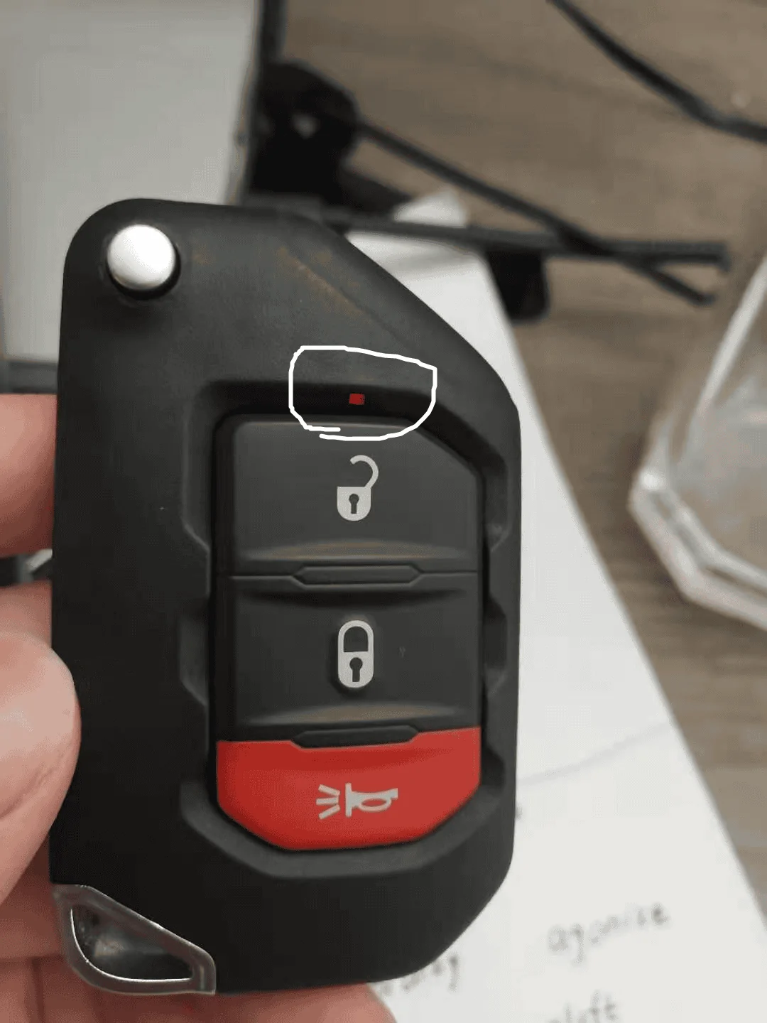 Jeep Wrangler JL Key LED Indicator keep lighting and cannot operate on cars 1654632421228