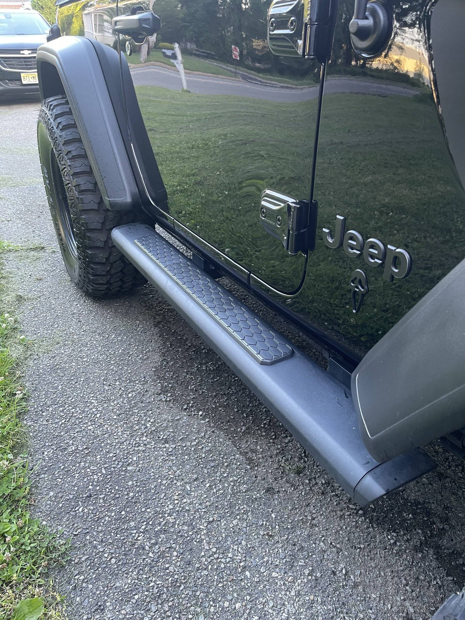 Jeep Wrangler JL FS/FT Mopar 2 Door Tubular Side Steps IMG_6468