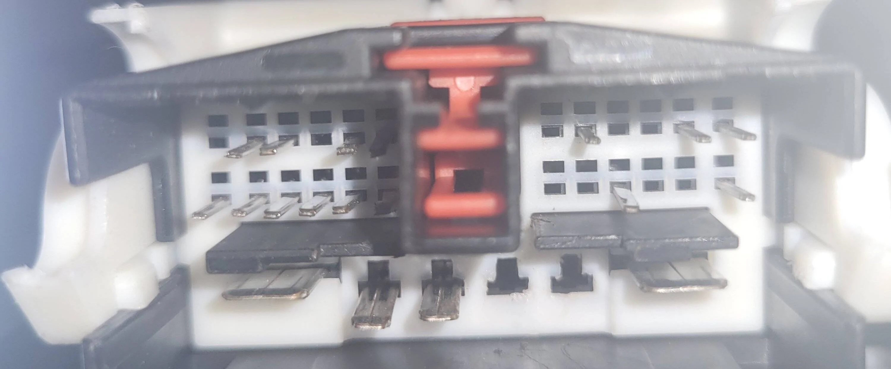 Jeep Wrangler JL Power Mirrors and Lock Not Working 20220611_150334