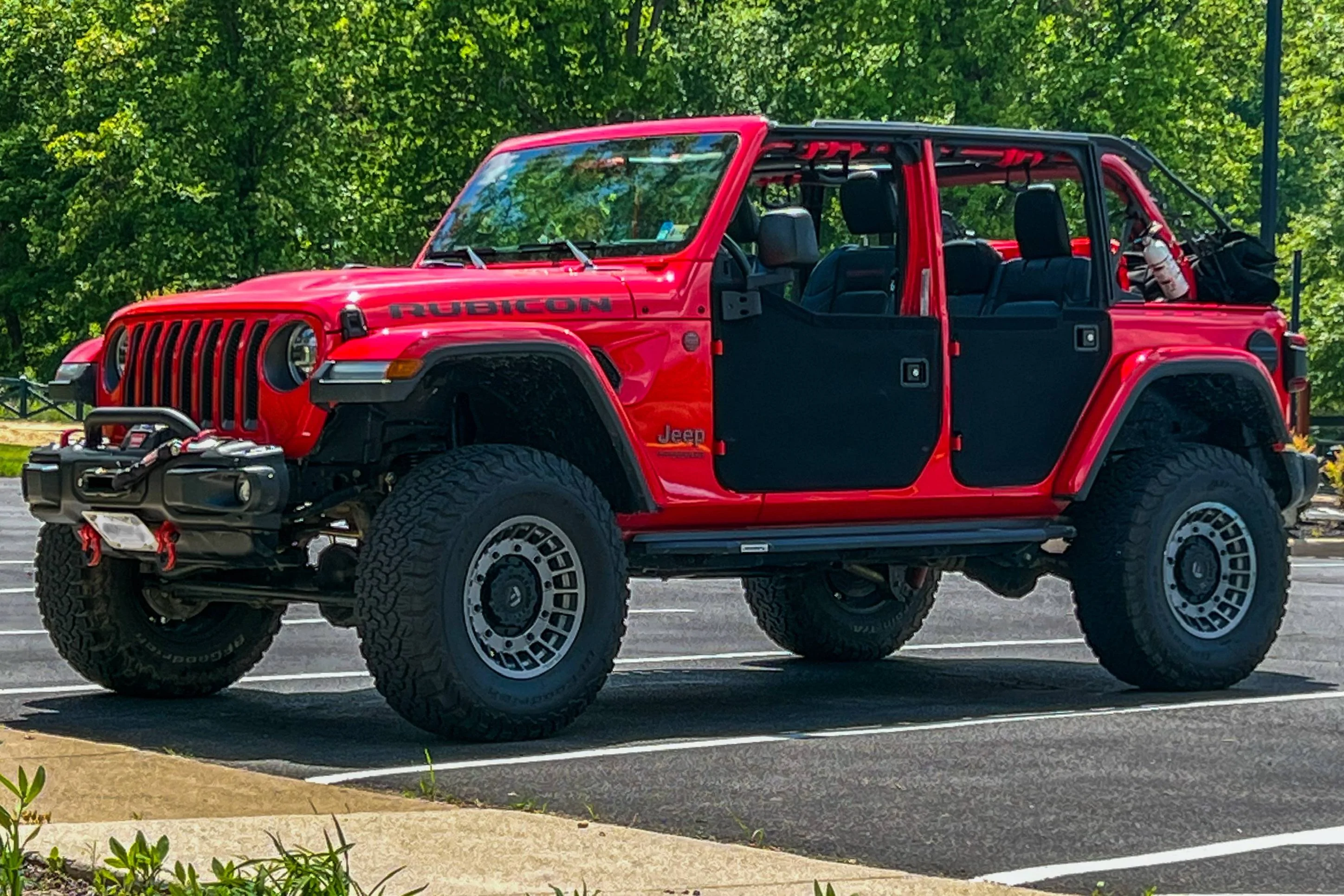Jeep Wrangler JL Firecracker Red JLR not common?  Need pics... 00ABA293-5735-43E5-9CE6-9C5AA0E40EBD