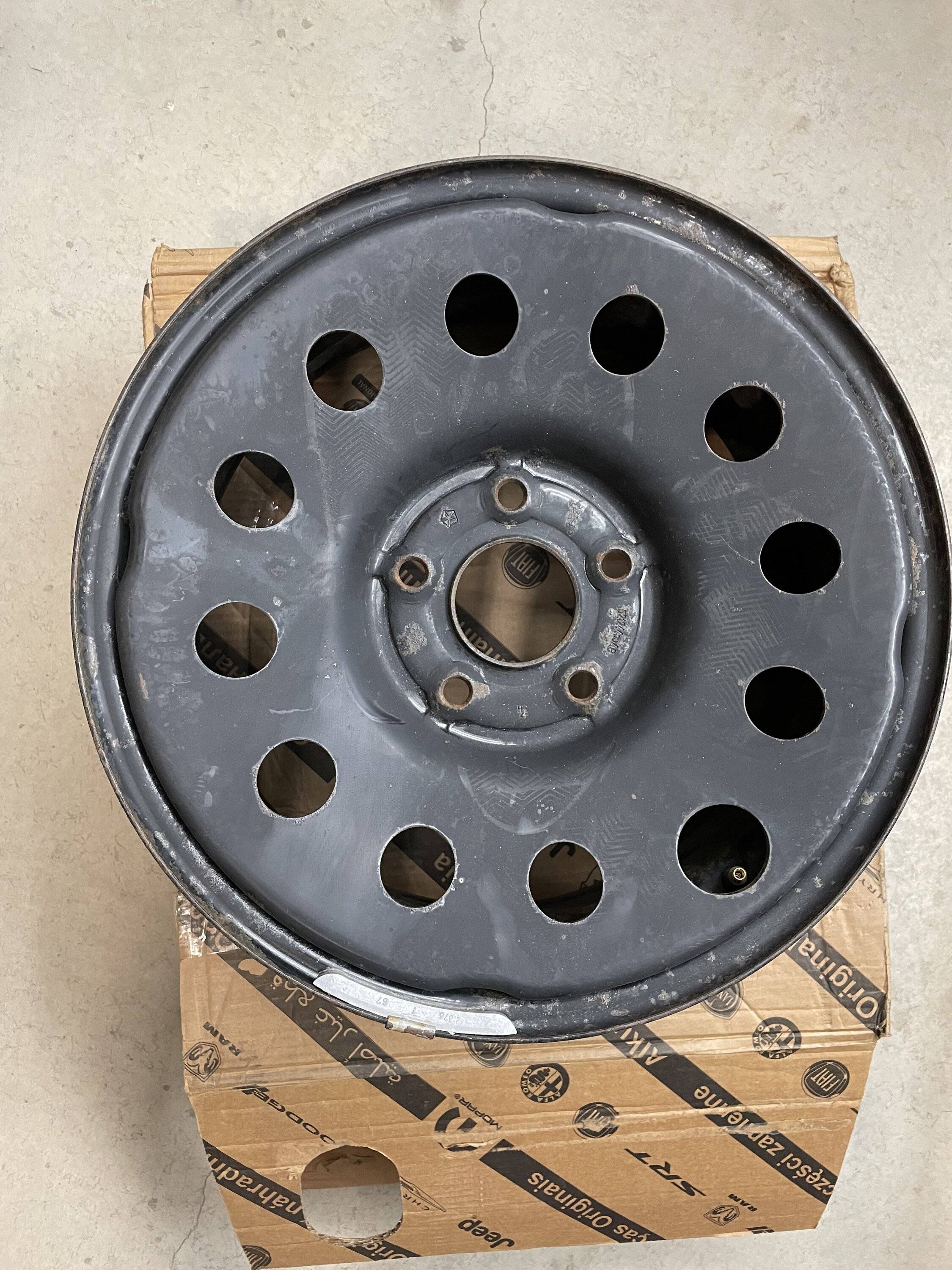 Jeep Wrangler JL 4 Mopar Steel Winter Wheels 4ECD5B3F-FADB-4DB0-91A8-91B65A002CDF