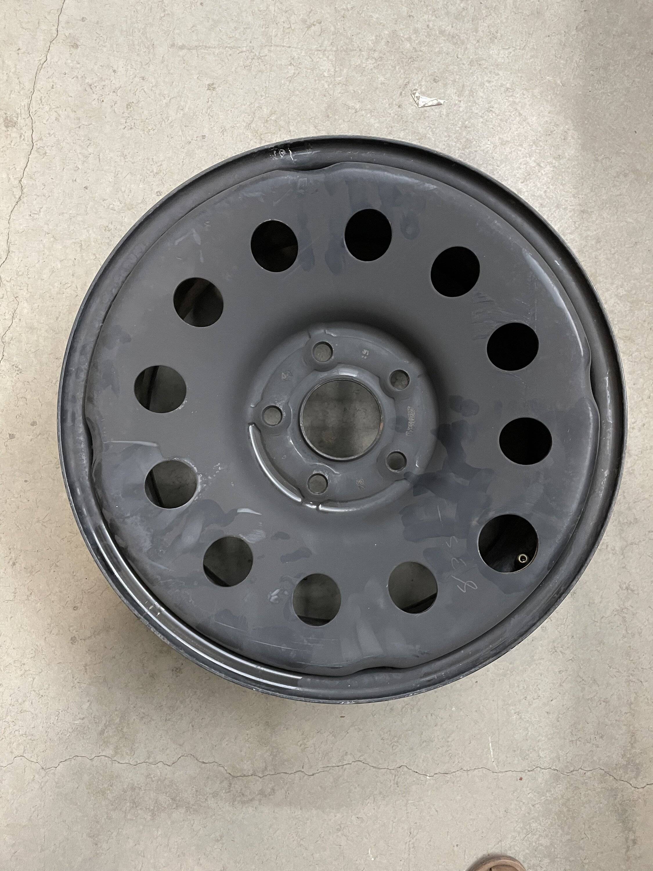 Jeep Wrangler JL 4 Mopar Steel Winter Wheels F990FA27-939F-4687-A636-85E089241088