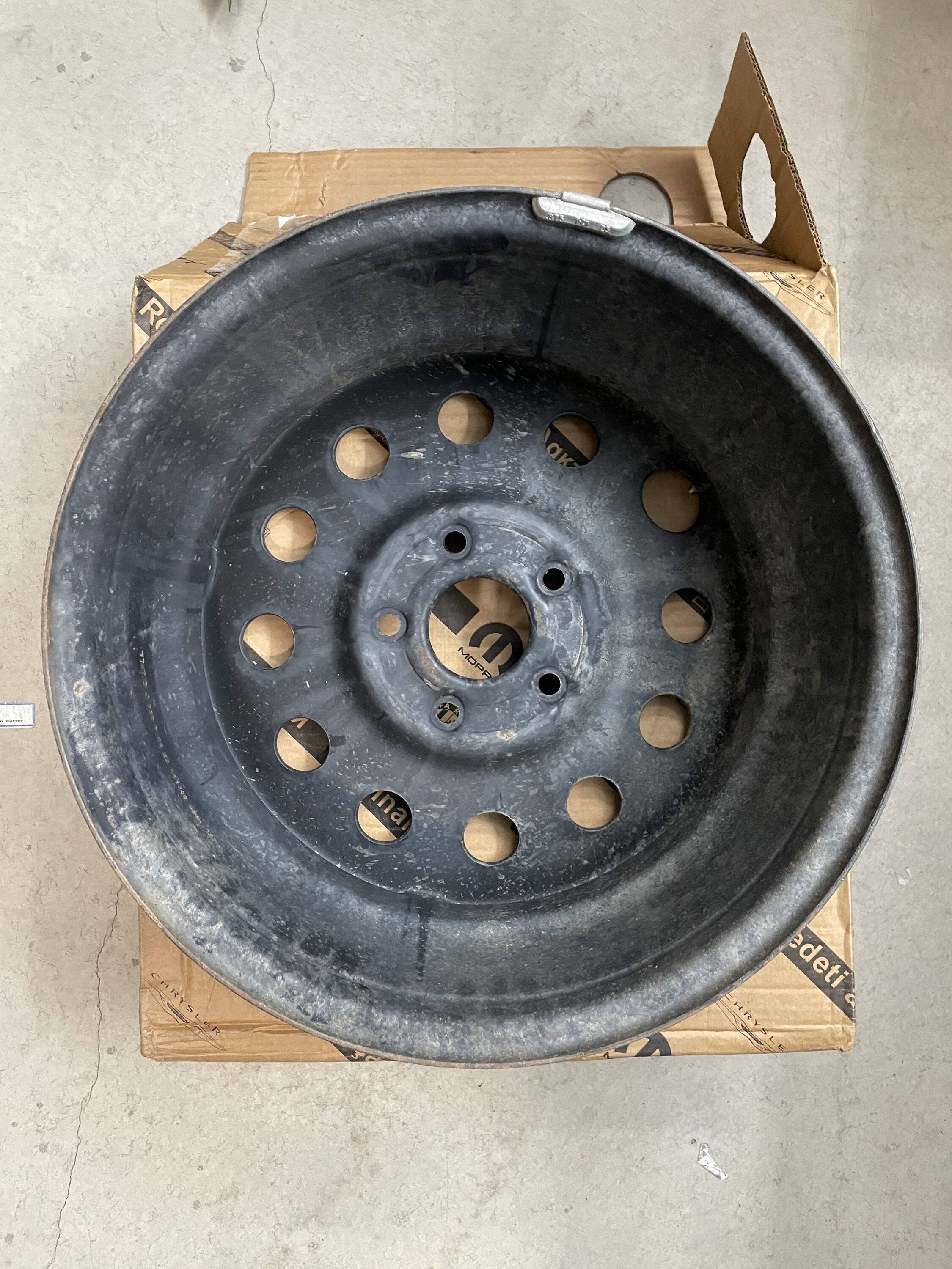Jeep Wrangler JL 4 Mopar Steel Winter Wheels C5695E3B-031B-4AEB-9774-0226AF45AF35