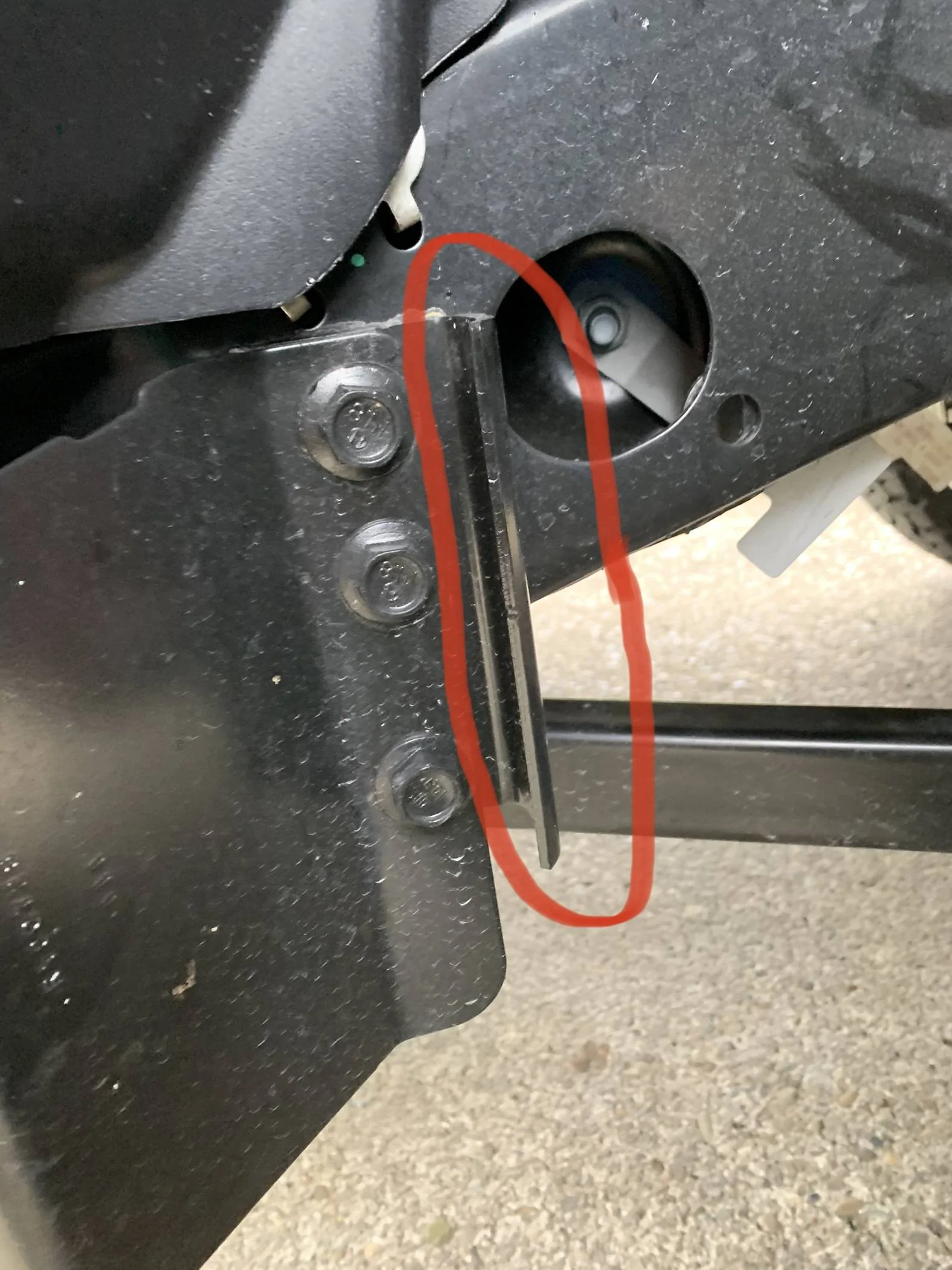 Jeep Wrangler JL Is this new? Pass side frame bracket IMG_9634