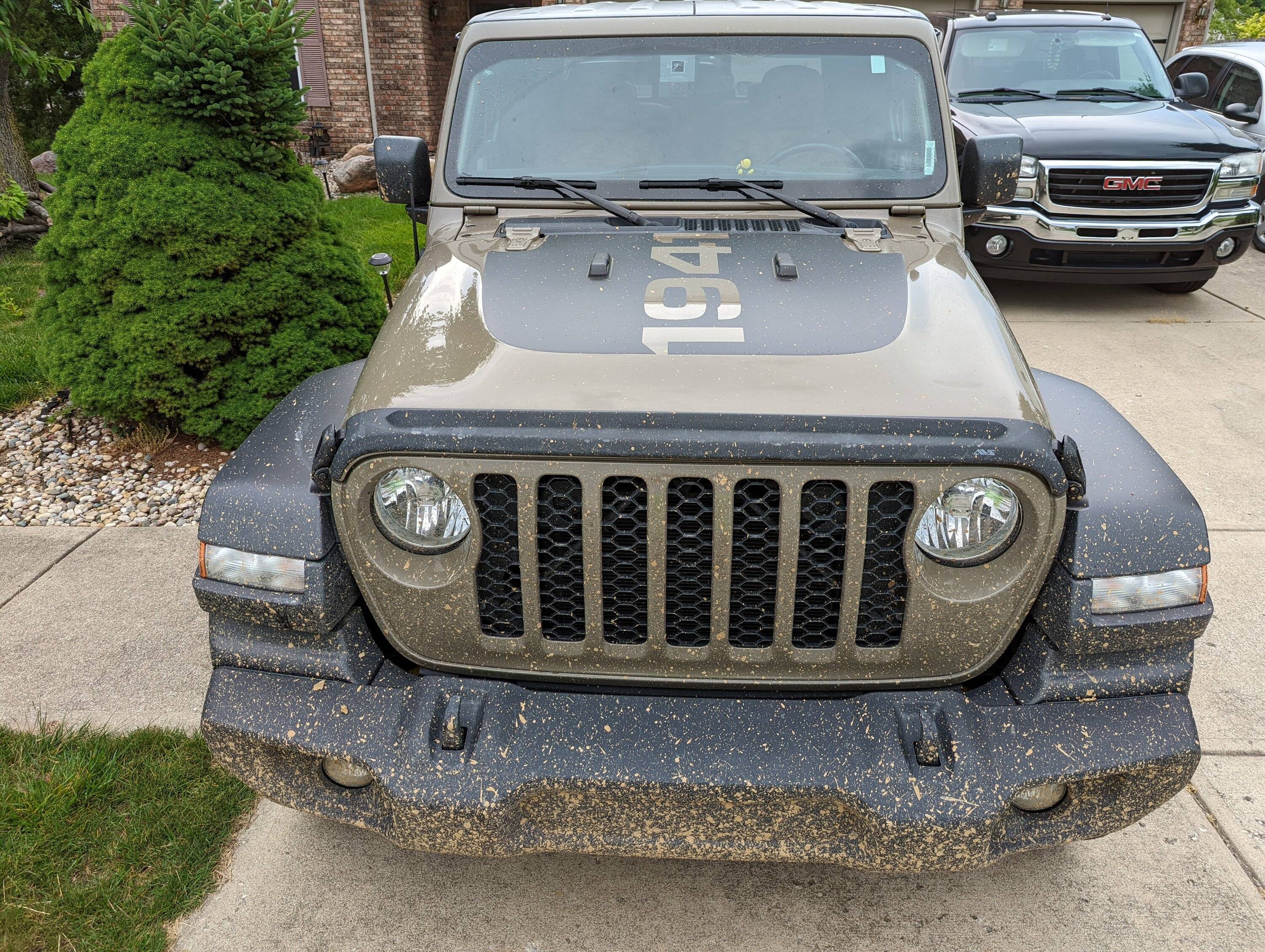 Jeep Wrangler JL Gupton roll call and updates on 2022 orders. PXL_20220611_222611244