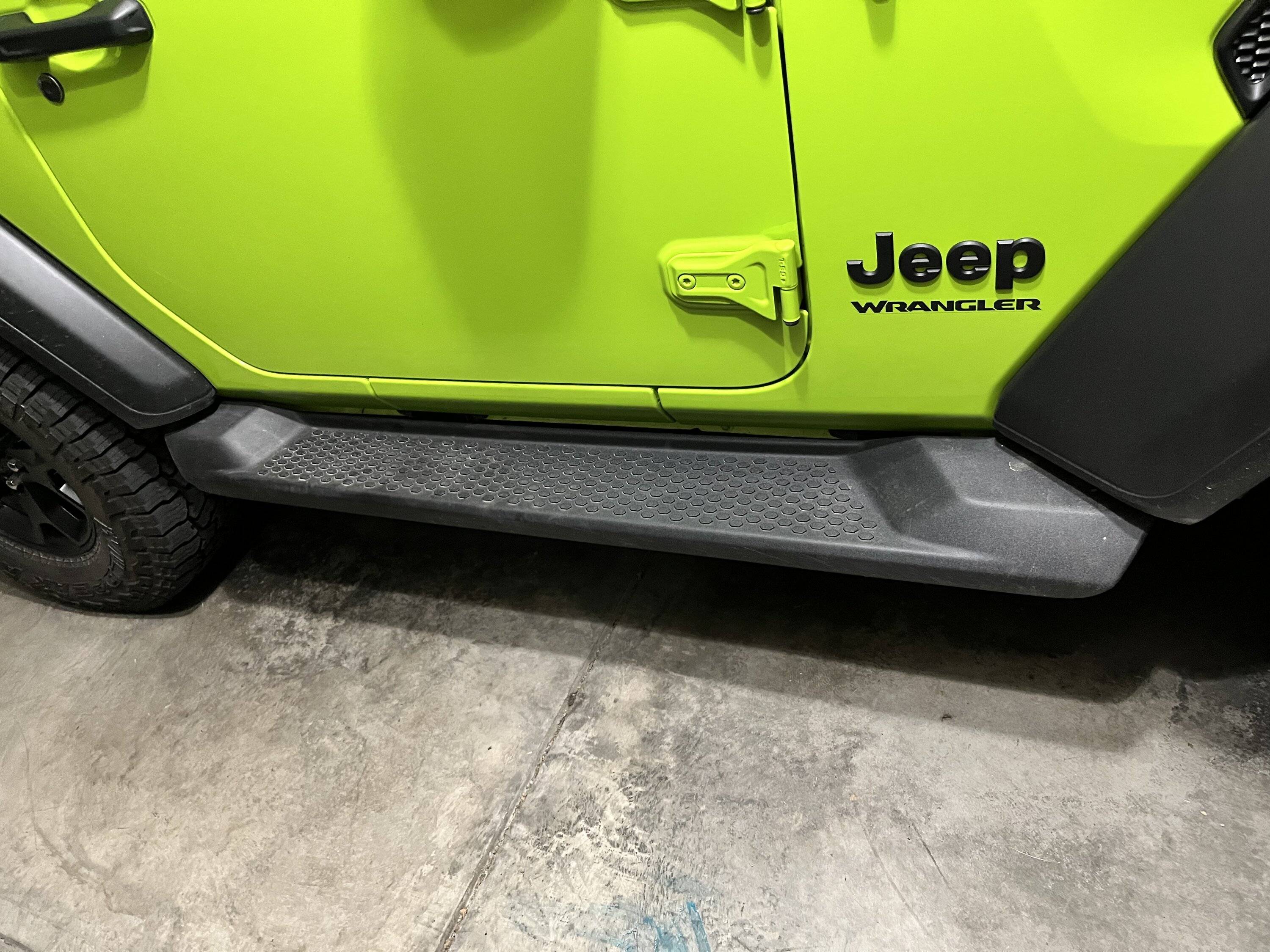 Jeep Wrangler JL 2-door OEM Mopar Molded Steps 007C64D3-DF4C-4BA4-87BB-A179A3563BB6