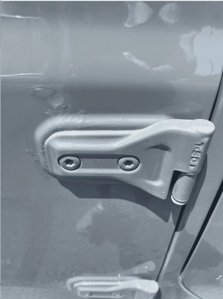 Jeep Wrangler JL Bubbles in Paint at Door Hinges Screen Shot 2022-06-15 at 10.51.09 AM
