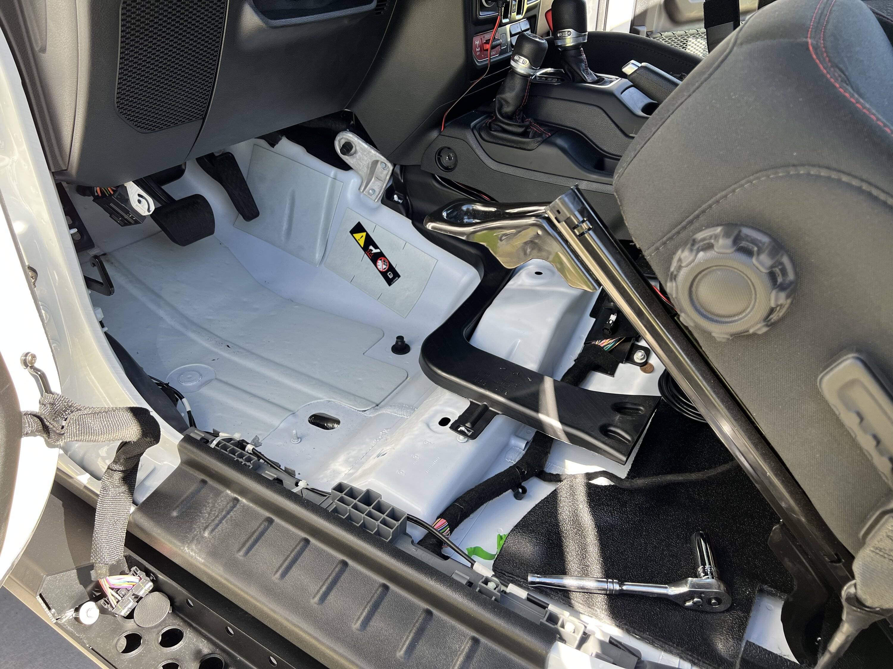 Jeep Wrangler JL Armorlite JL Floor System 90CFE586-D287-454D-B7E4-ABB1E773E97C