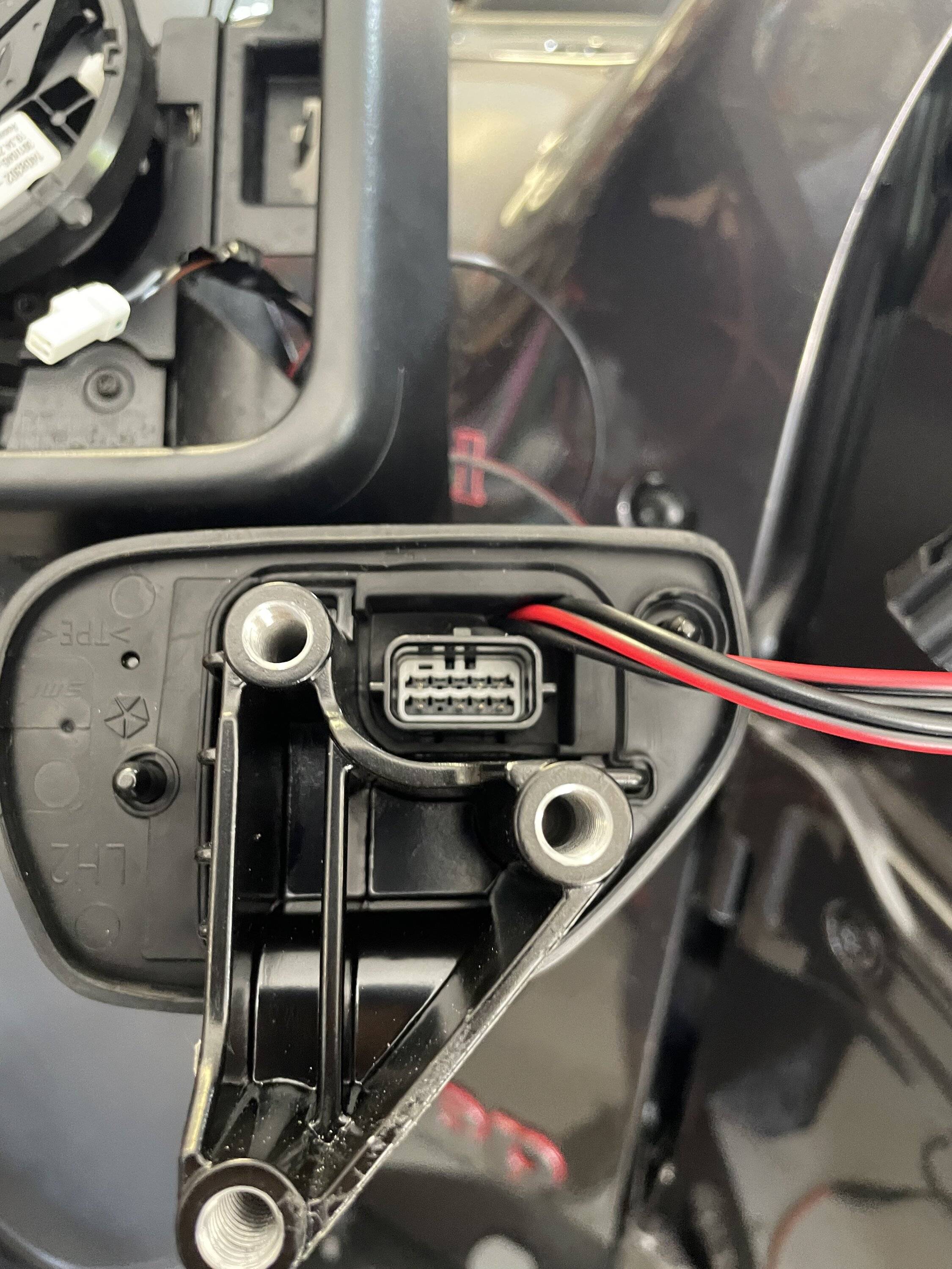 Jeep Wrangler JL Added Mirror Turn Signals 7D15F0CD-075A-49CC-96F2-51AADBA78452