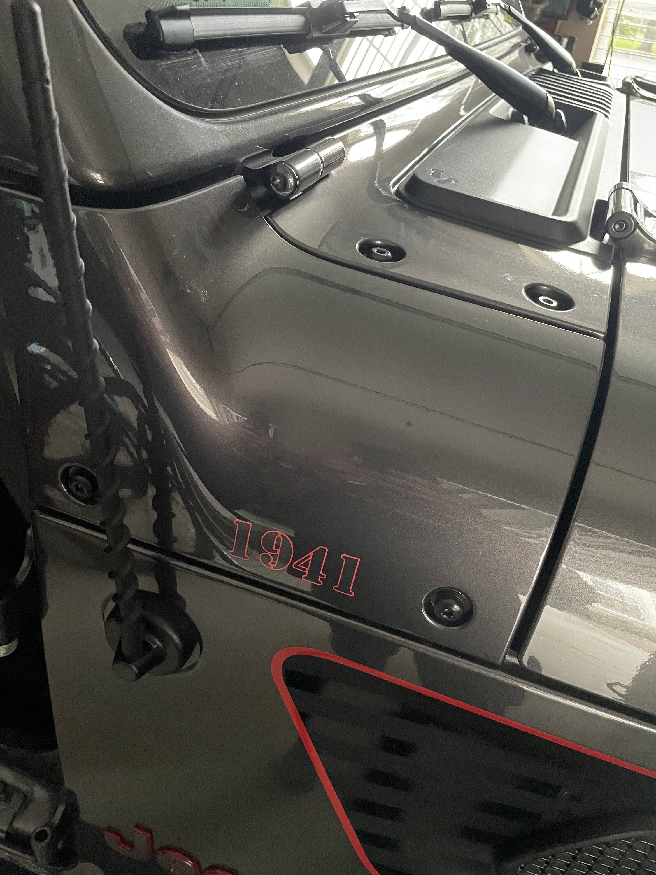 Jeep Wrangler JL Added Mirror Turn Signals 1BD57547-7A91-4F84-AF21-17194673FA14
