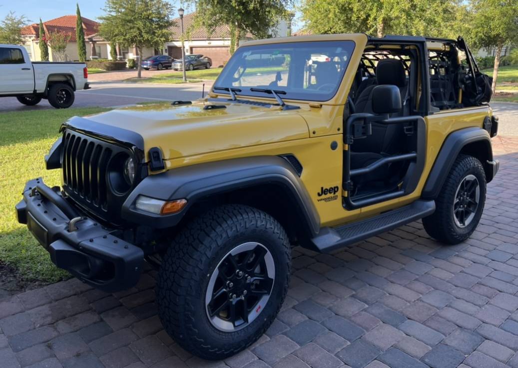 Jeep Wrangler JL 2 Door JL Sport ONLY - Let's see them! 7543046E-D8AA-40B6-BAFB-CA05C3FE43D4