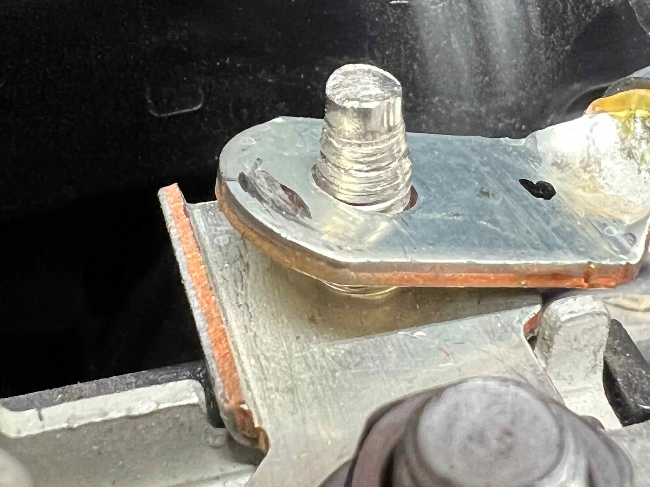 Jeep Wrangler JL Battery Connection Stripped IMG_0878
