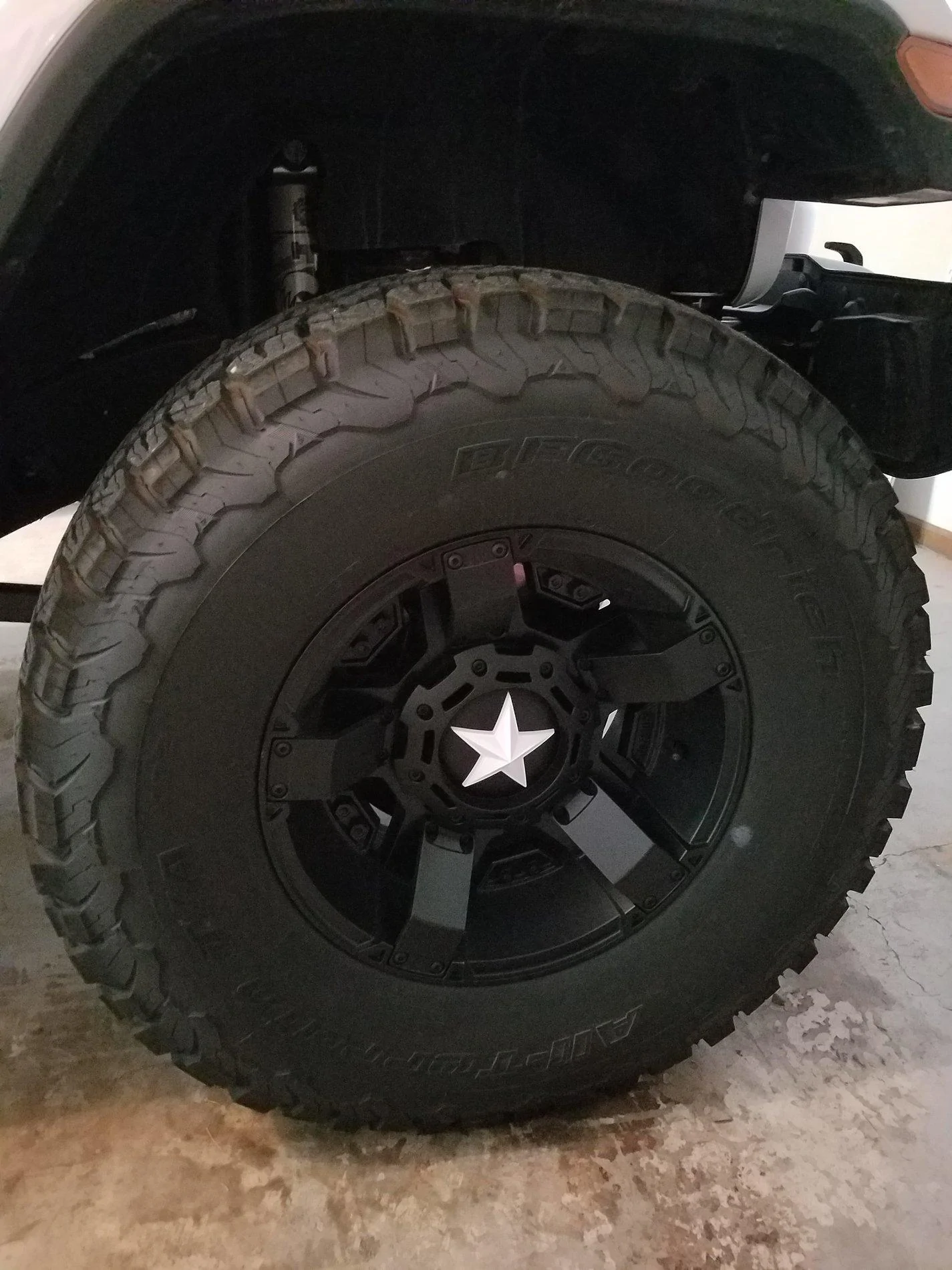 Jeep Wrangler JL White JLU Sahara build - in progress 20180704_124554