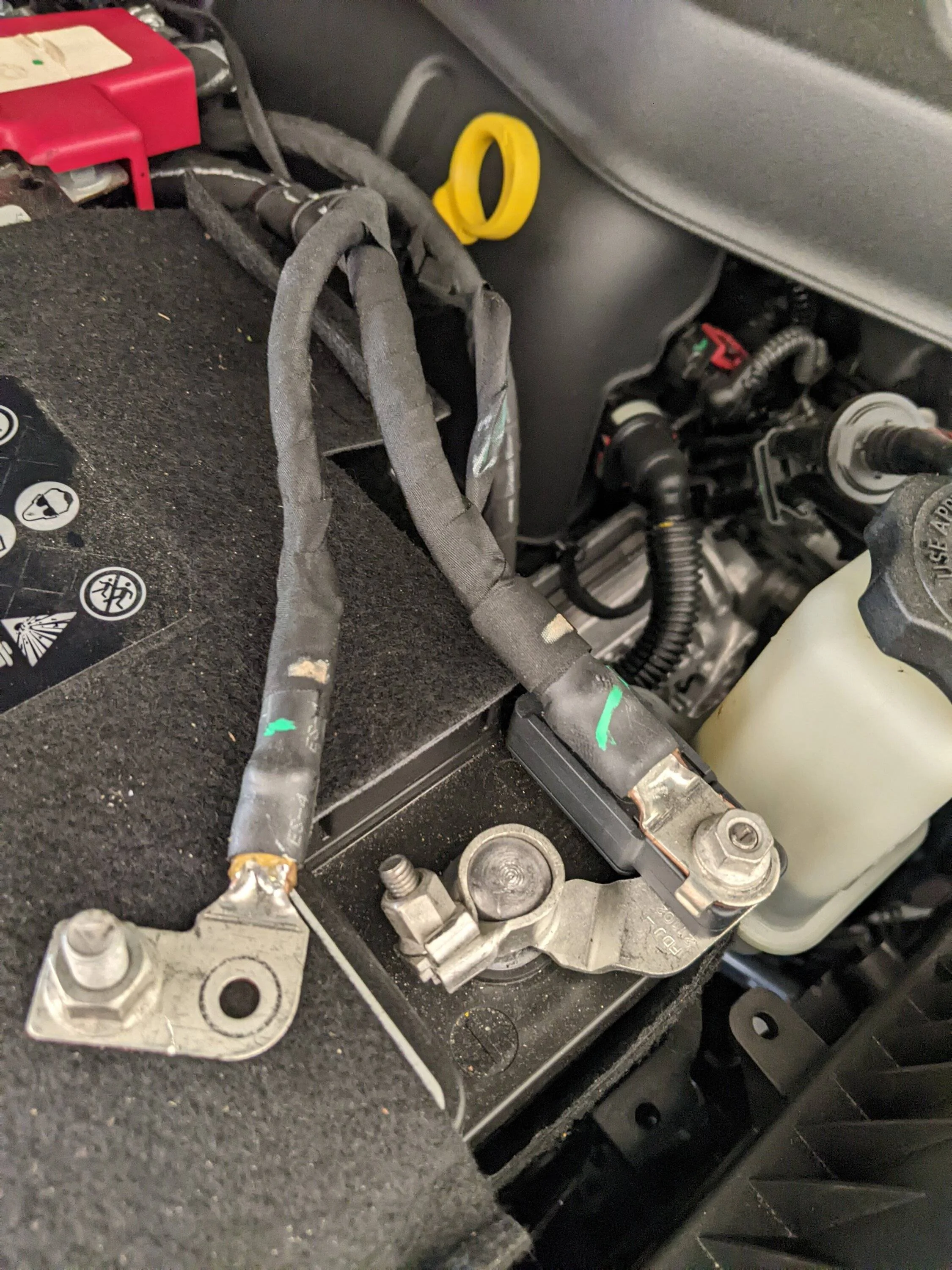 Jeep Wrangler JL Jumperless Aux Battery Bypass PXL_20220622_180253930