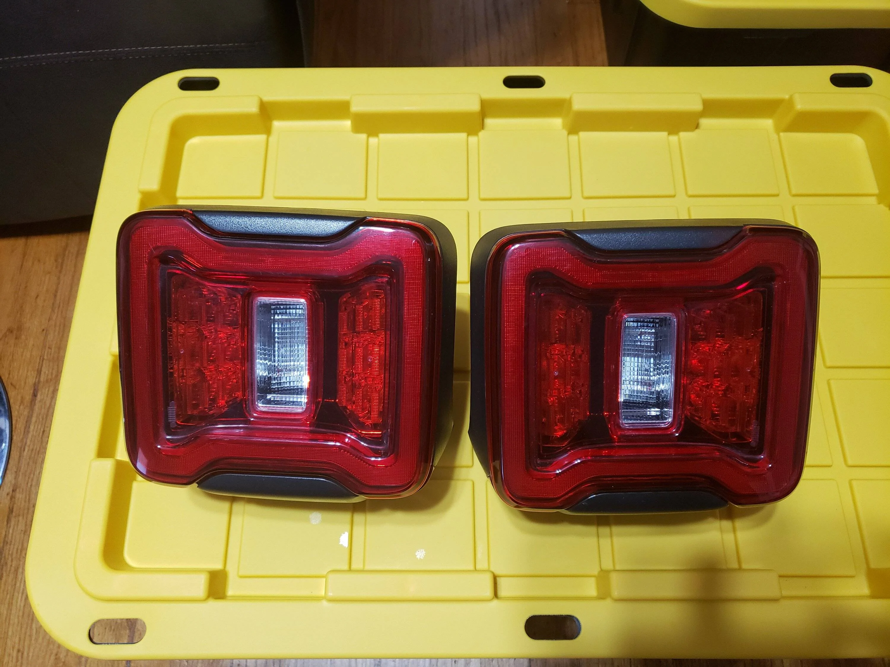 Jeep Wrangler JL OEM JLU LED Taillights 20220623_170932