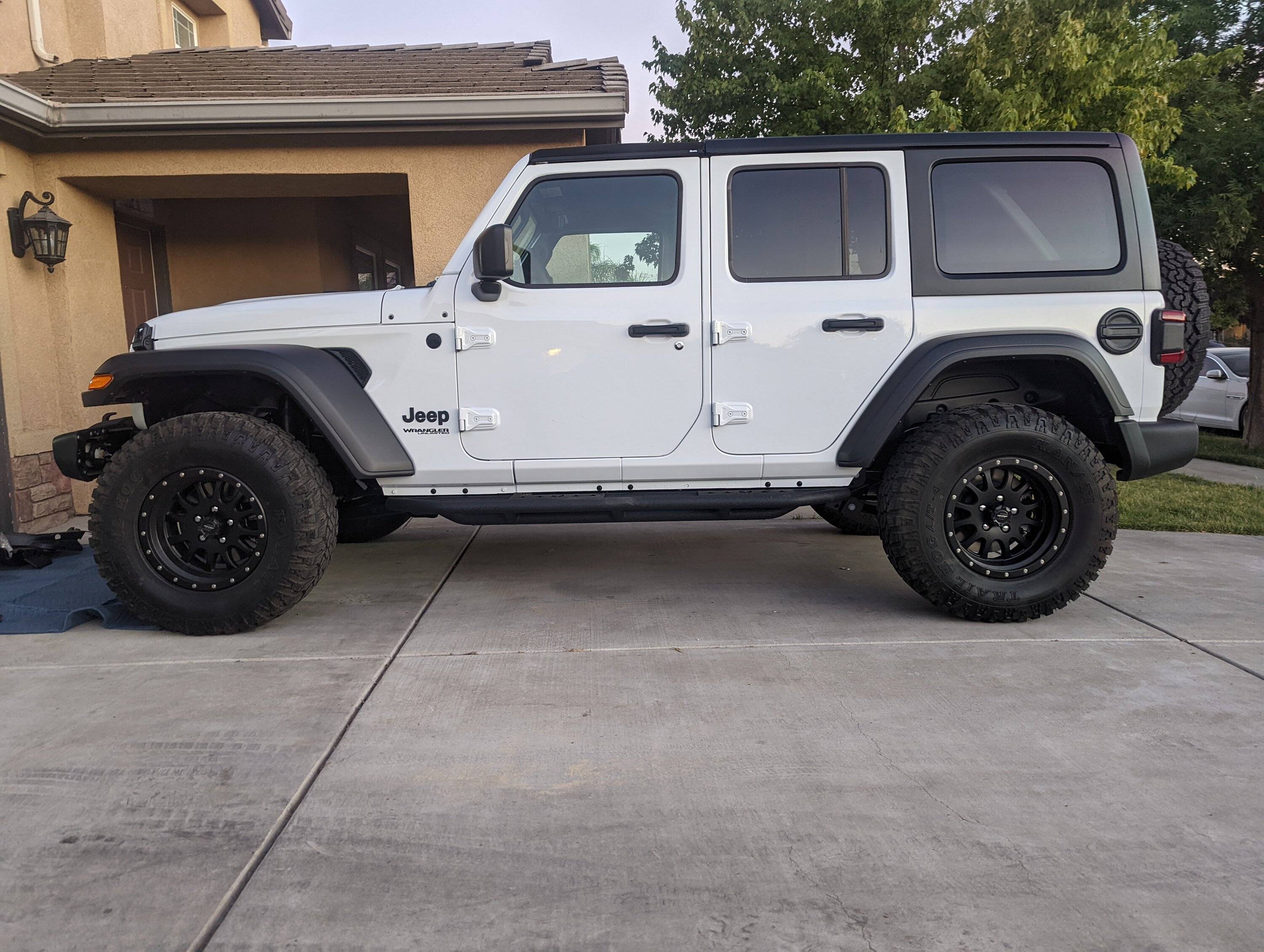 Jeep Wrangler JL XR Suspension vs Rancho PXL_20220627_033216887.MP