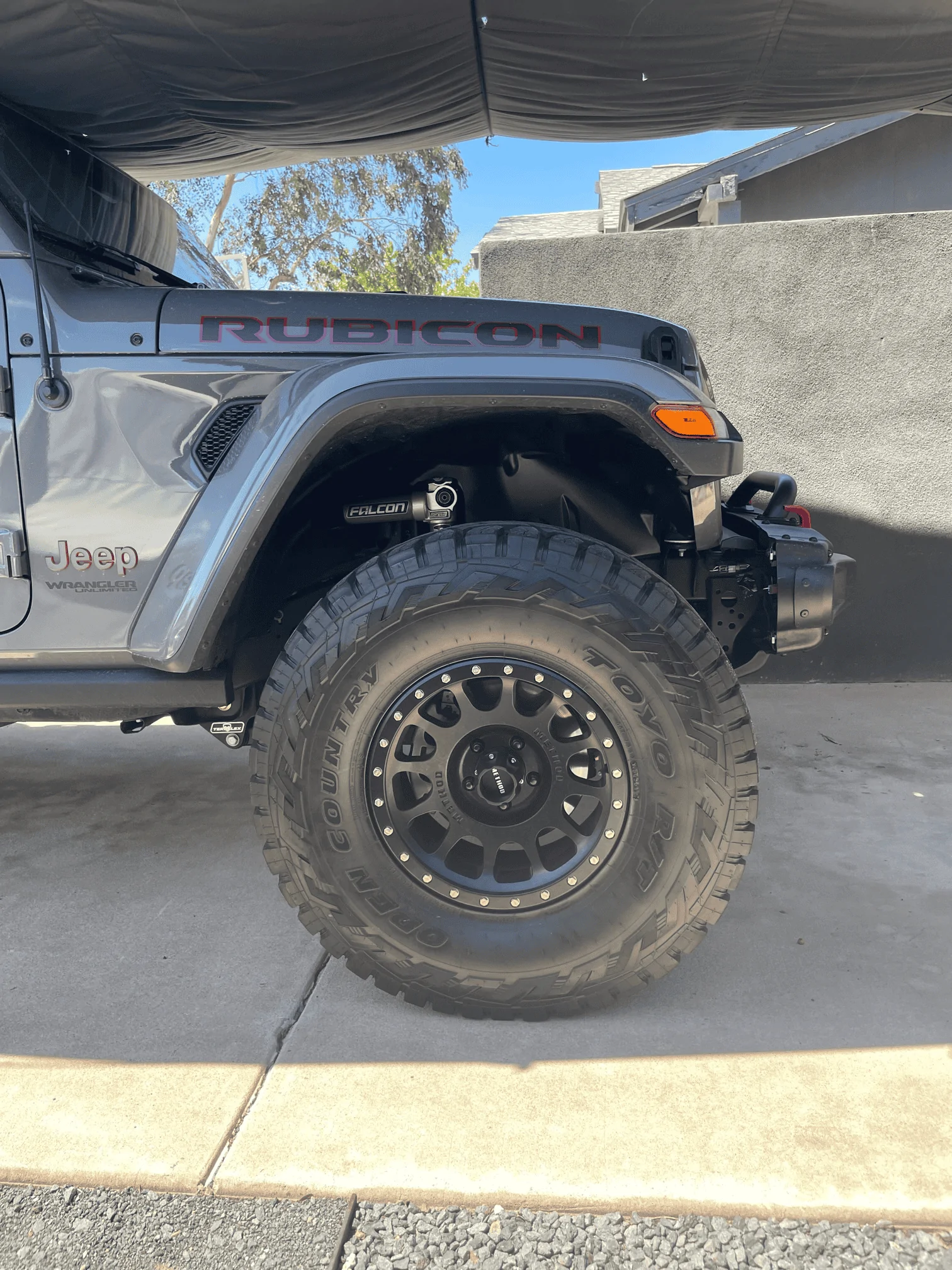 Jeep Wrangler JL Method wheels - black bolts? wheel