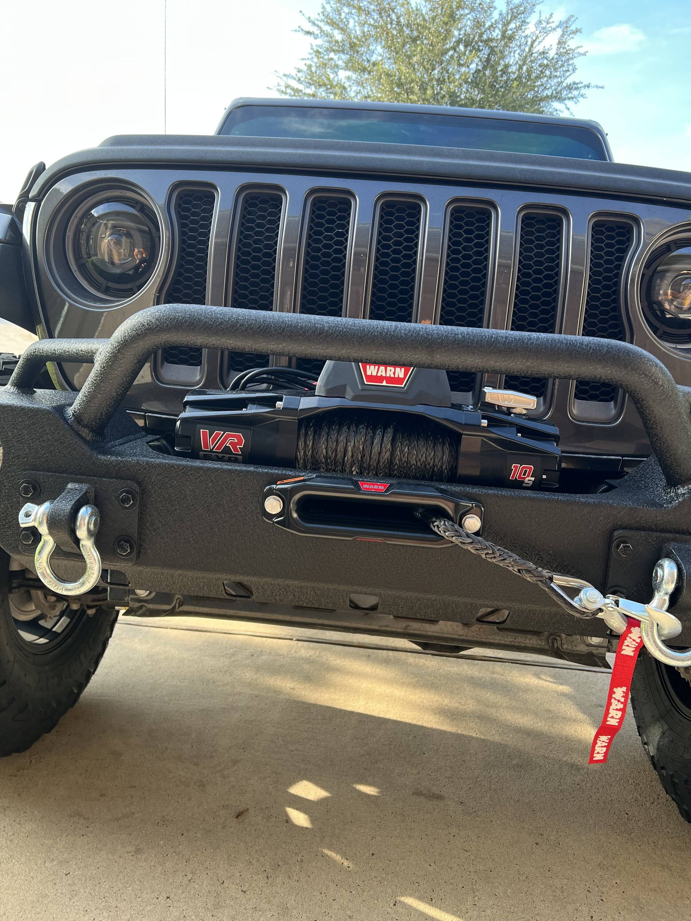 Jeep Wrangler JL Front license plate help 3AF04529-E48A-4211-8211-53520D91720D
