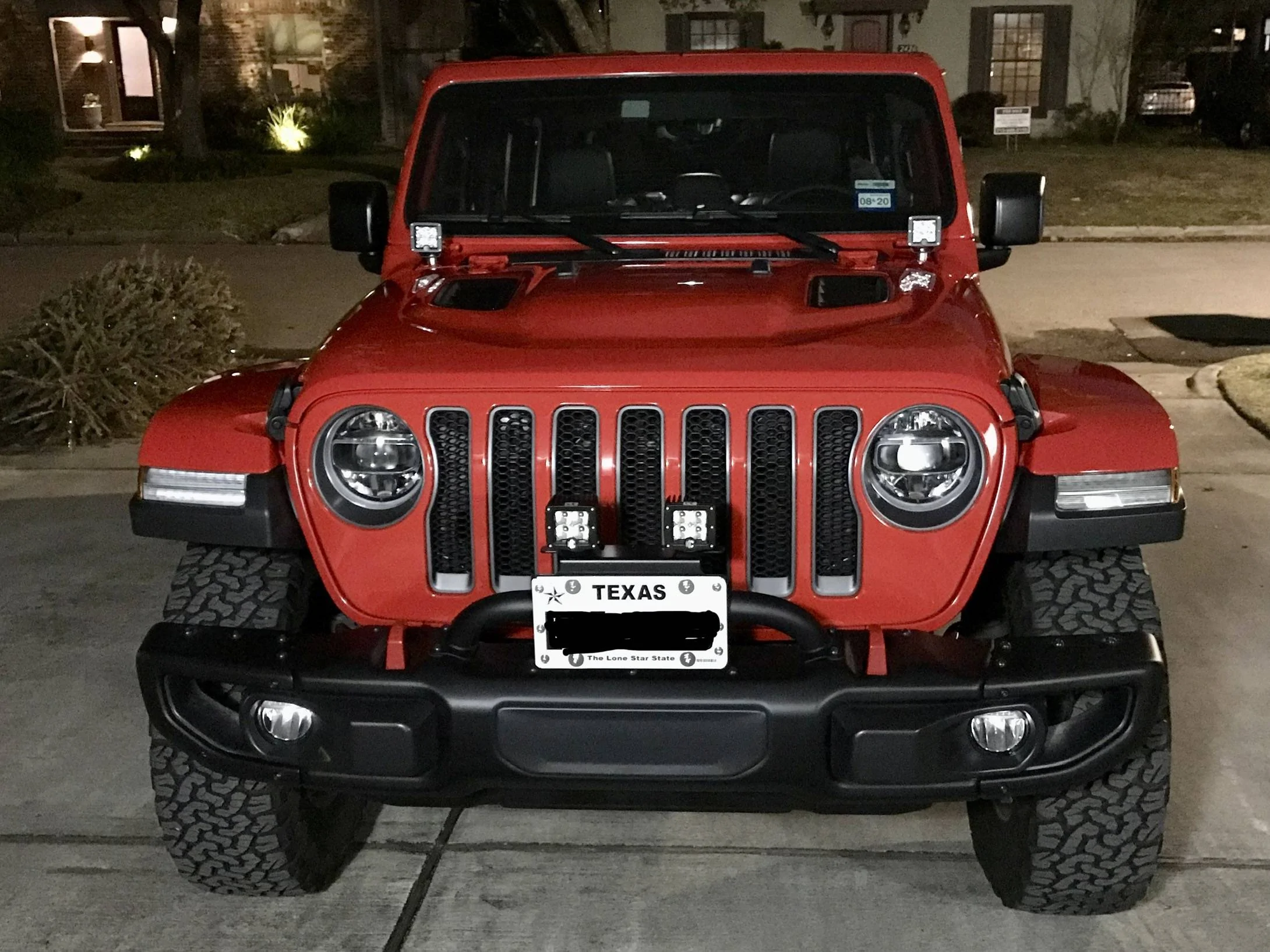 Jeep Wrangler JL Front license plate help 50082D00-52A7-426C-B06C-6010225F70B5