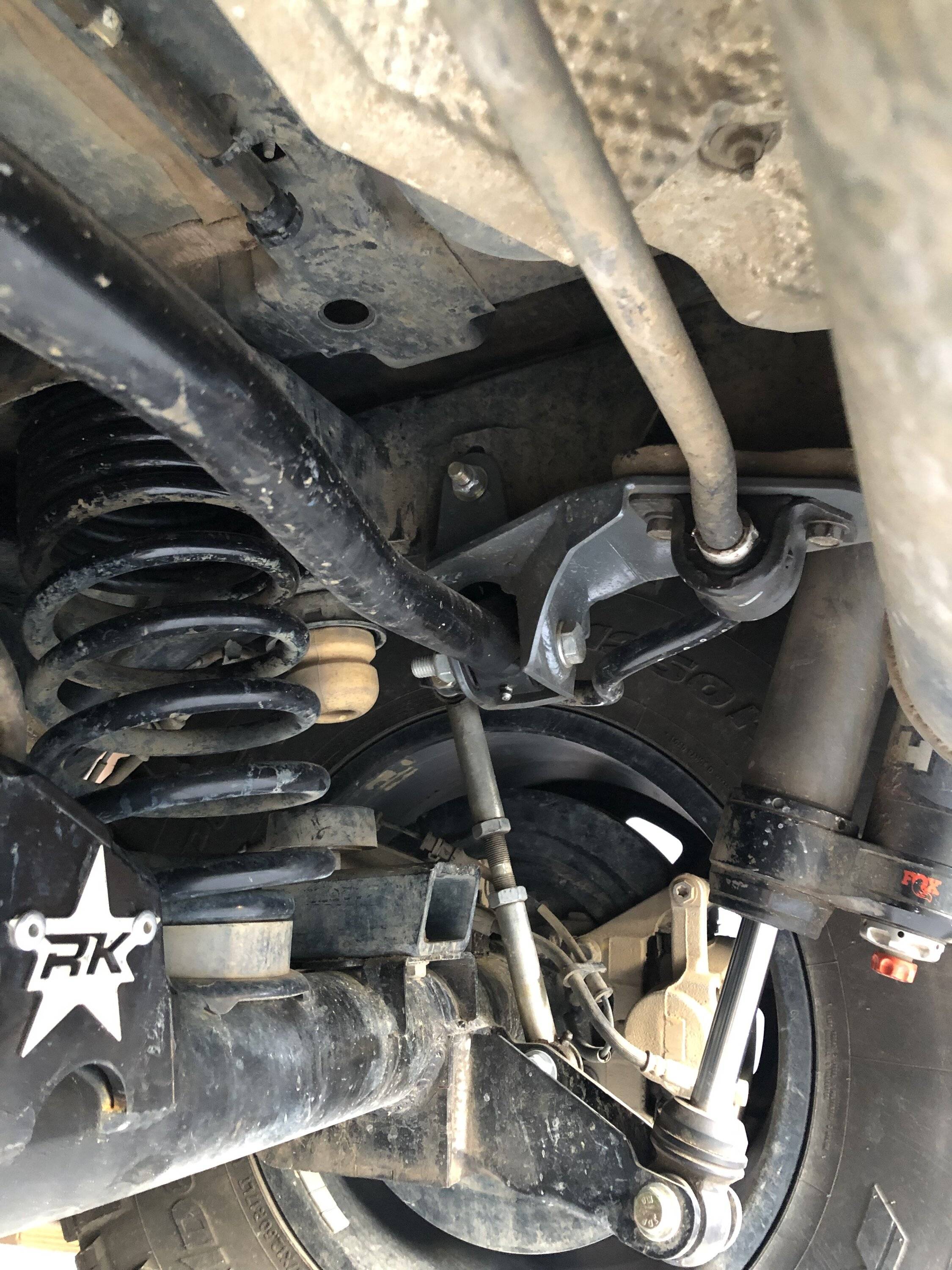 Jeep Wrangler JL Front track bar bracket and steering stabilizer mount compatibility 0DE3E473-78DA-494C-91B2-623A718AC701