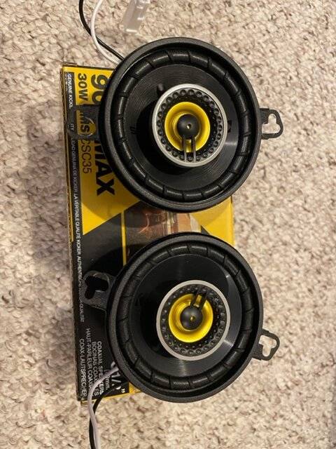 Jeep Wrangler JL Rollbar Speaker Upgrade - Kicker image3 (1)