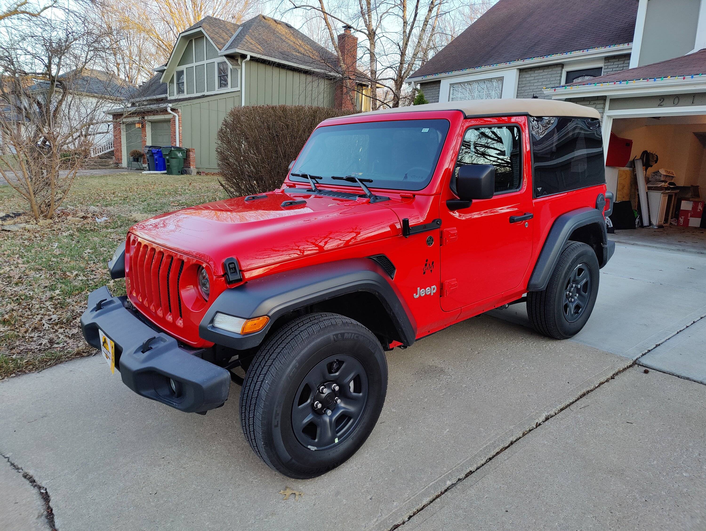 Jeep Wrangler JL 2023 No Tan Soft Tops. IMG_20220319_190135