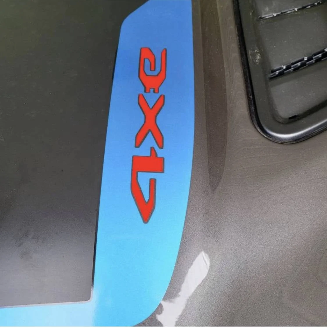 Jeep Wrangler JL Red 4xe w/blue badging? 42E58A08-2C08-46F4-9A3C-3EA2F9CB4DA0
