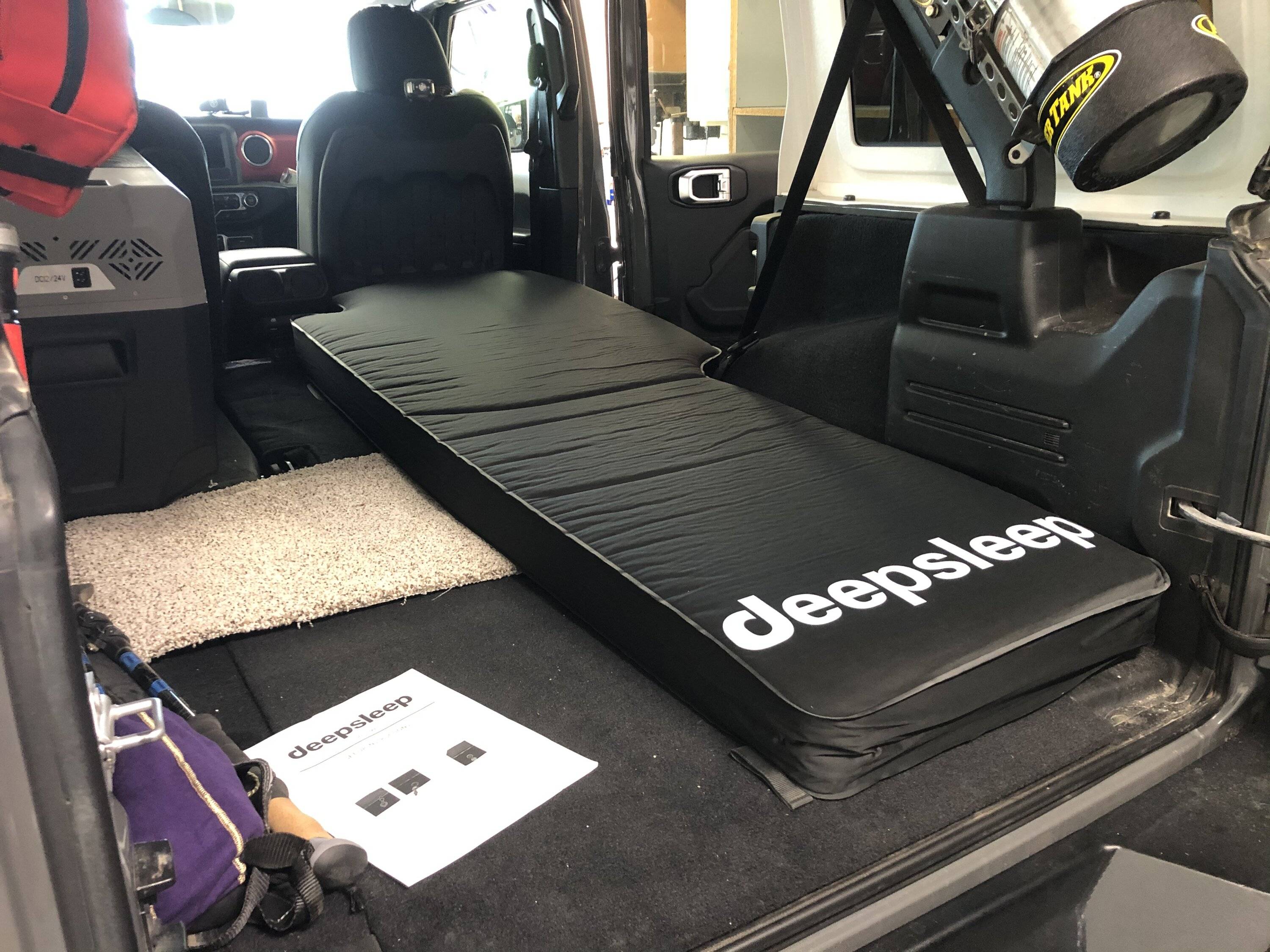 Jeep Wrangler JL Sleeping in Jeep with fridge 6F11AE8F-2893-4456-A120-AF167930FC84