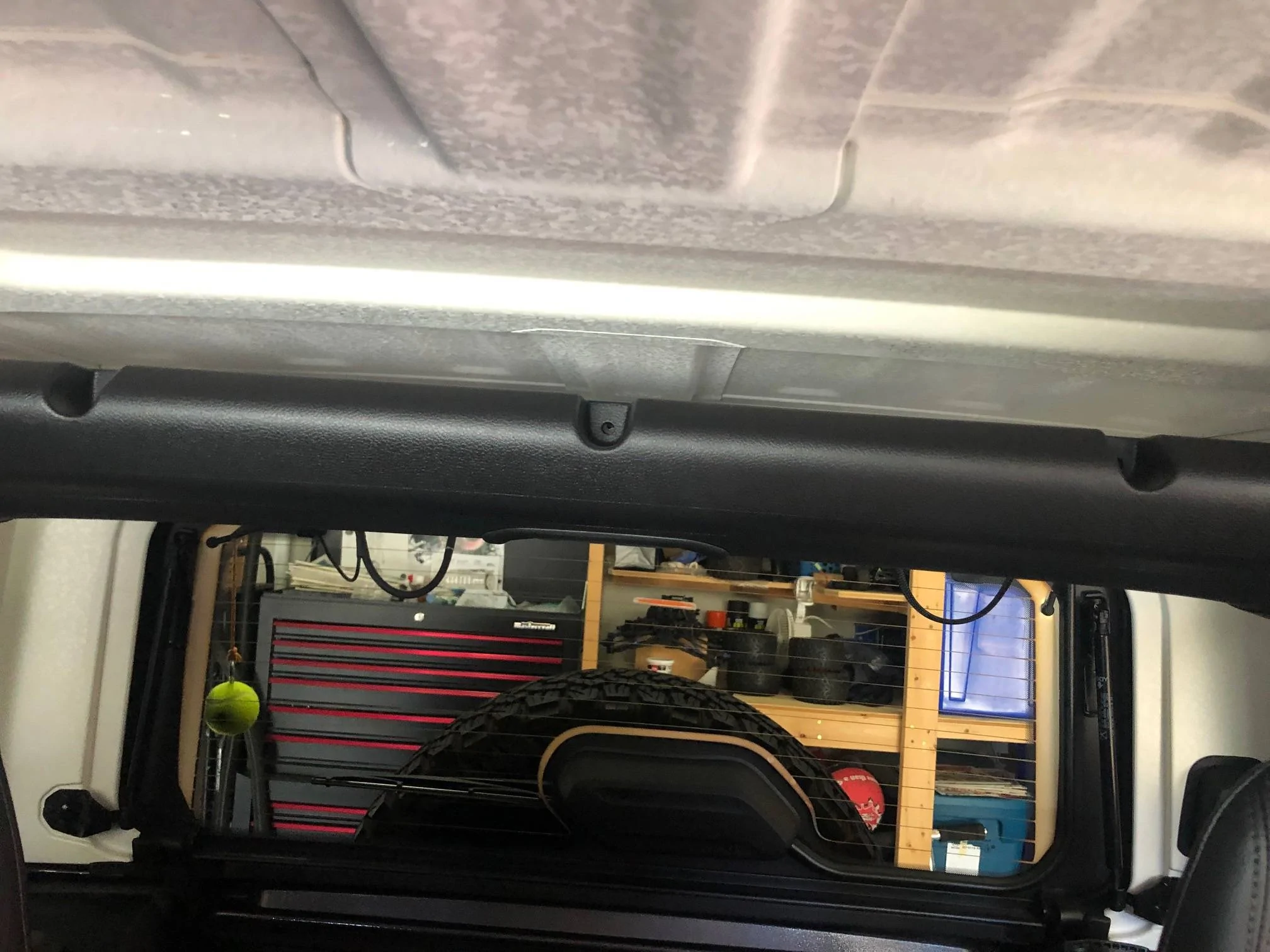 Jeep Wrangler JL Roll Bar Screws Missing IMG_4841