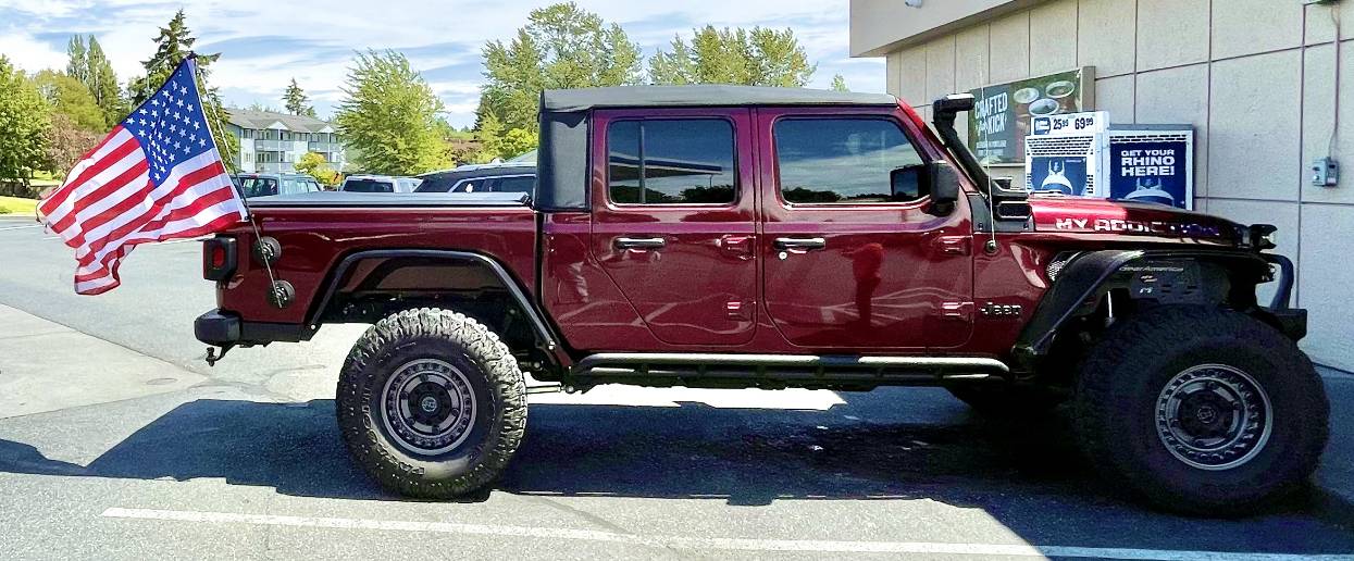 Jeep Wrangler JL Black Rhino Wheels 77A9D96E-BA7C-4045-96BD-A886B5FC4C80