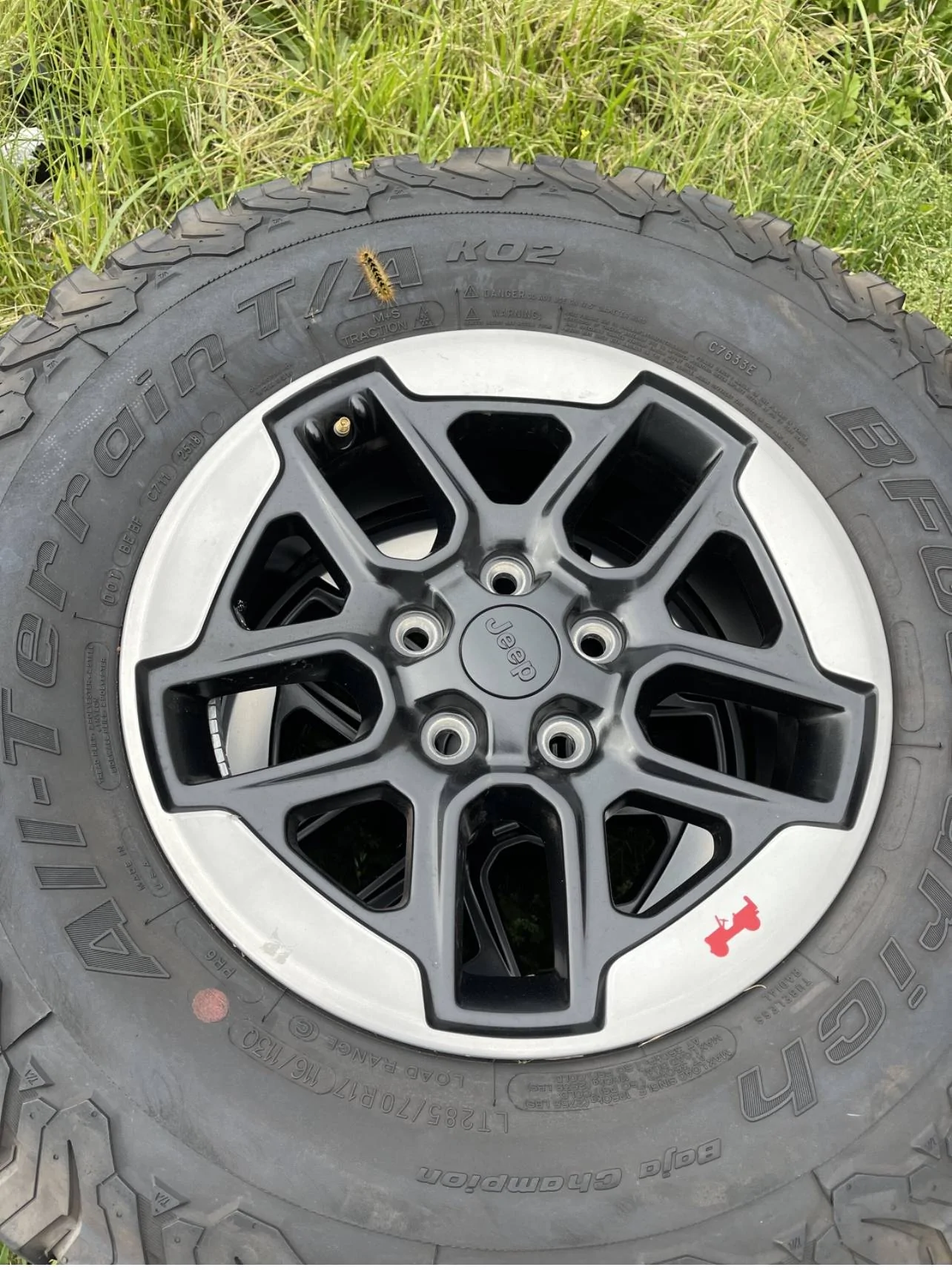 Jeep Wrangler JL Rubicon take offs 85585497-9AF7-43A5-9778-B82413695412