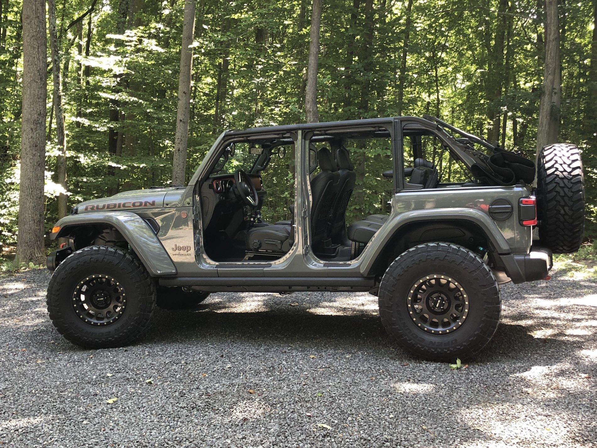 Jeep Wrangler JL Naked JL Pics - Topless and Doorless (Jeeps only please) 4215A4E9-E307-4256-8E86-444C55013CB3