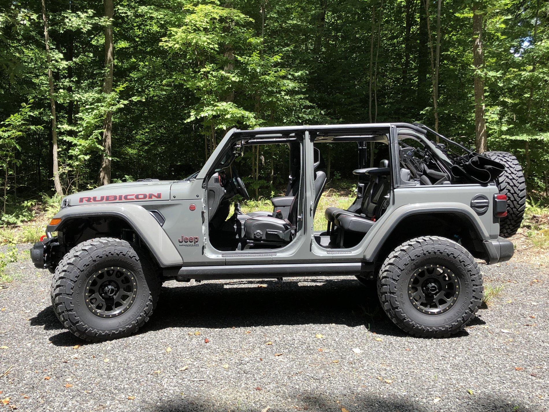 Jeep Wrangler JL Naked JL Pics - Topless and Doorless (Jeeps only please) 8D86E6AC-BC41-4568-BAEA-C5DACD24A283
