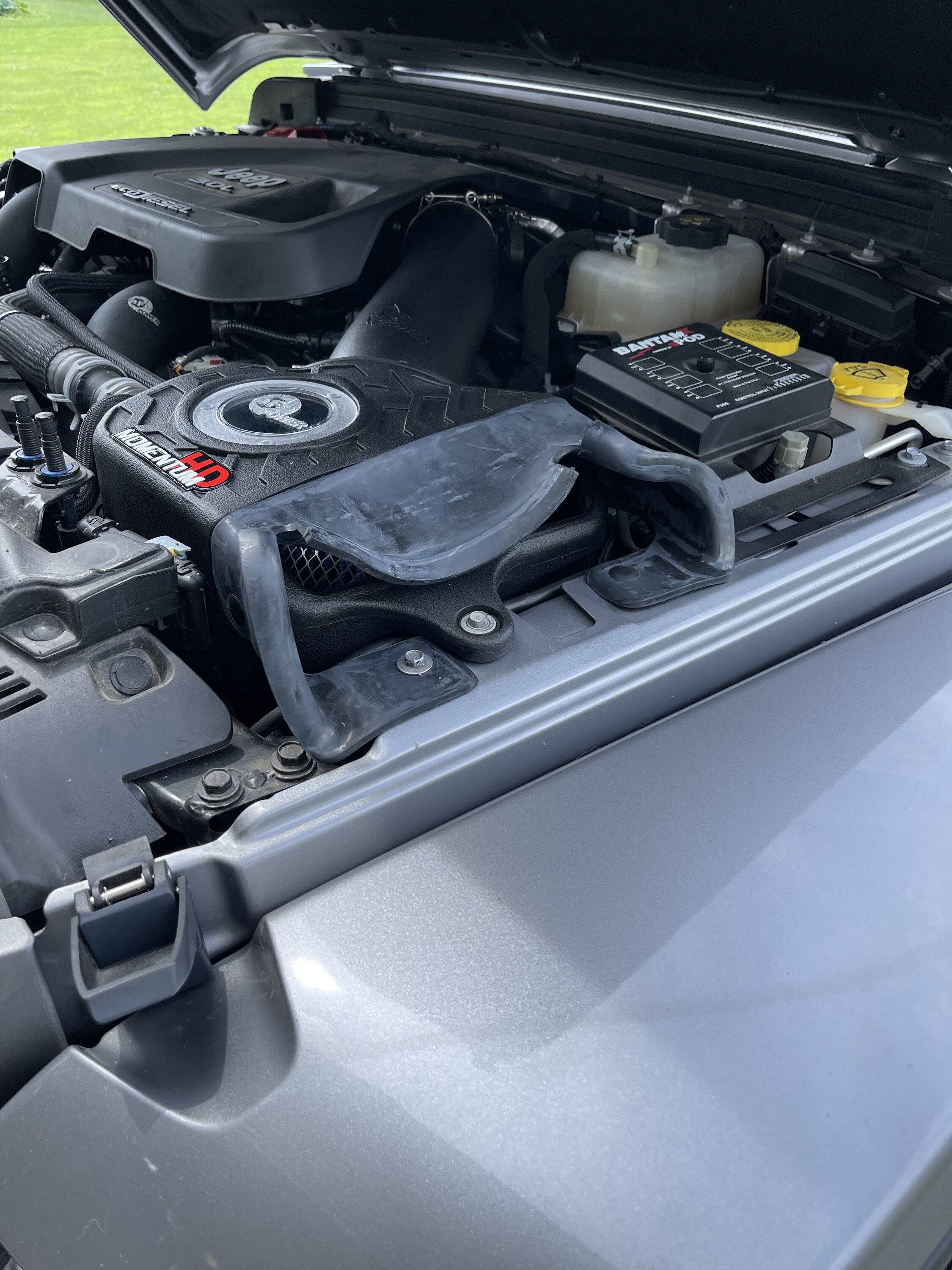 Jeep Wrangler JL aFe Momentum HD intake problem 016D3865-8B27-4BF6-92E5-66DC5C432E20