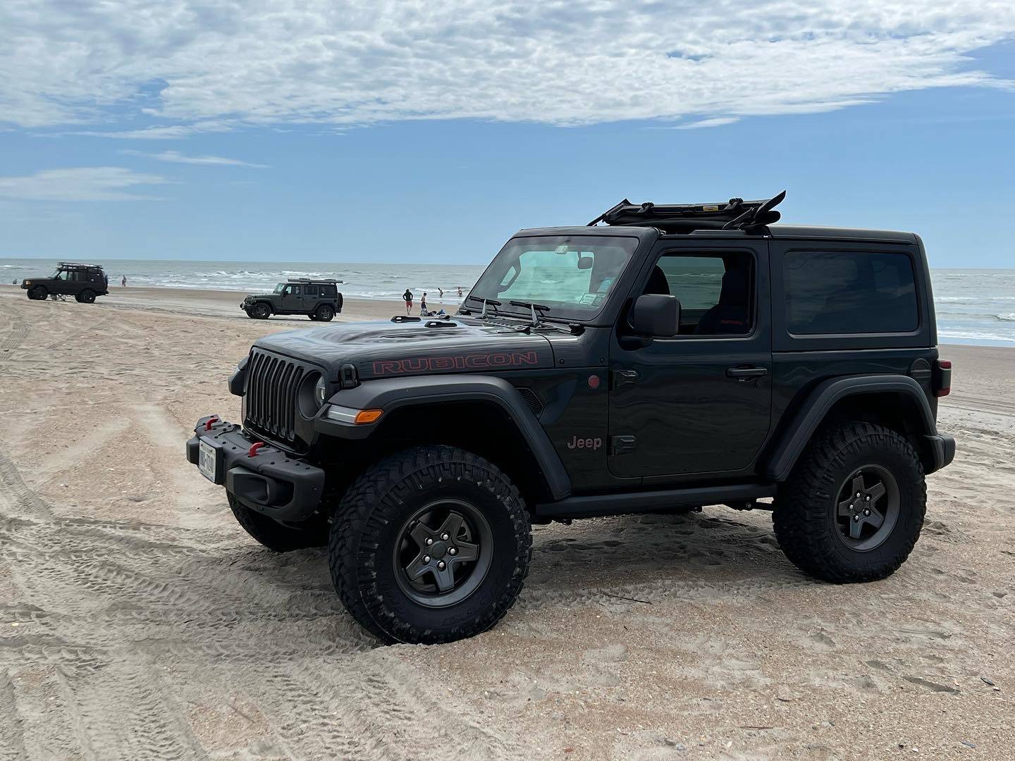 Jeep Wrangler JL Down in the Outer Banks in NC 2DCE661A-A7C8-4190-8896-0F4CD58B100B