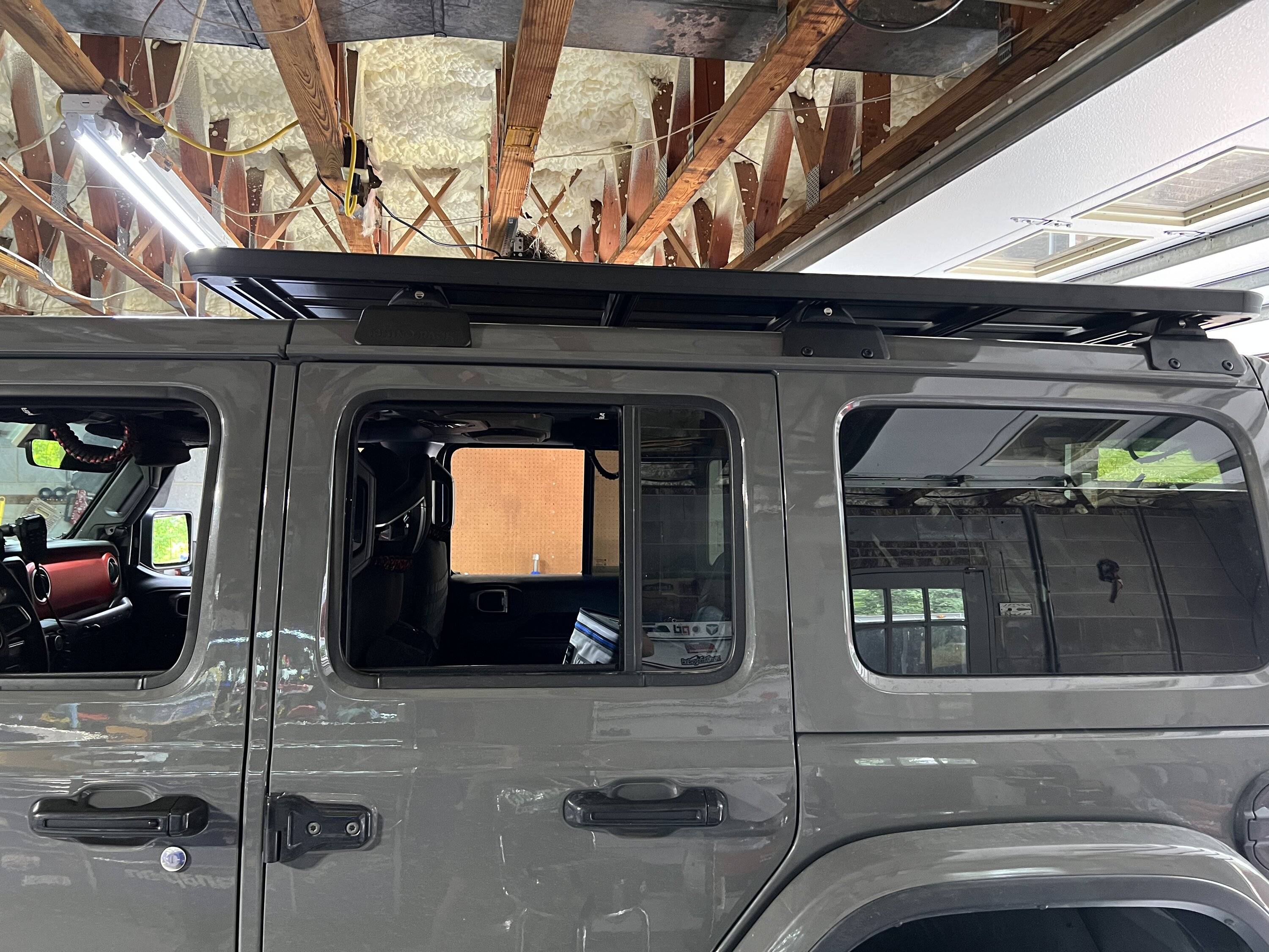 Jeep Wrangler JL Rooftop Cargo | Luggage Box 5F32B664-066C-4737-89EB-E8CE03555E85