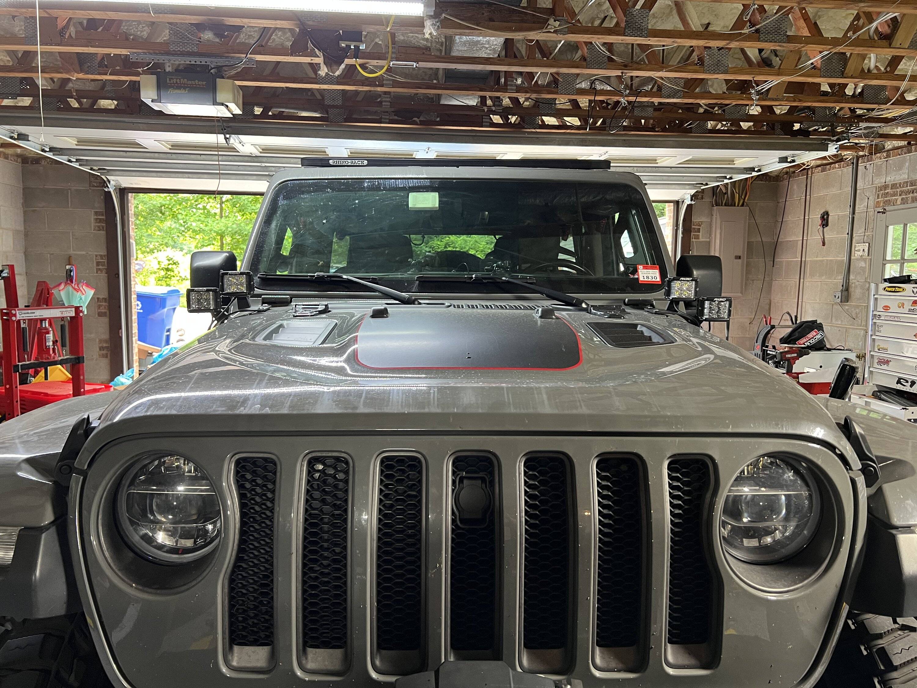 Jeep Wrangler JL Rooftop Cargo | Luggage Box C7C9BD75-BDB0-4275-B125-FB5D6A576161