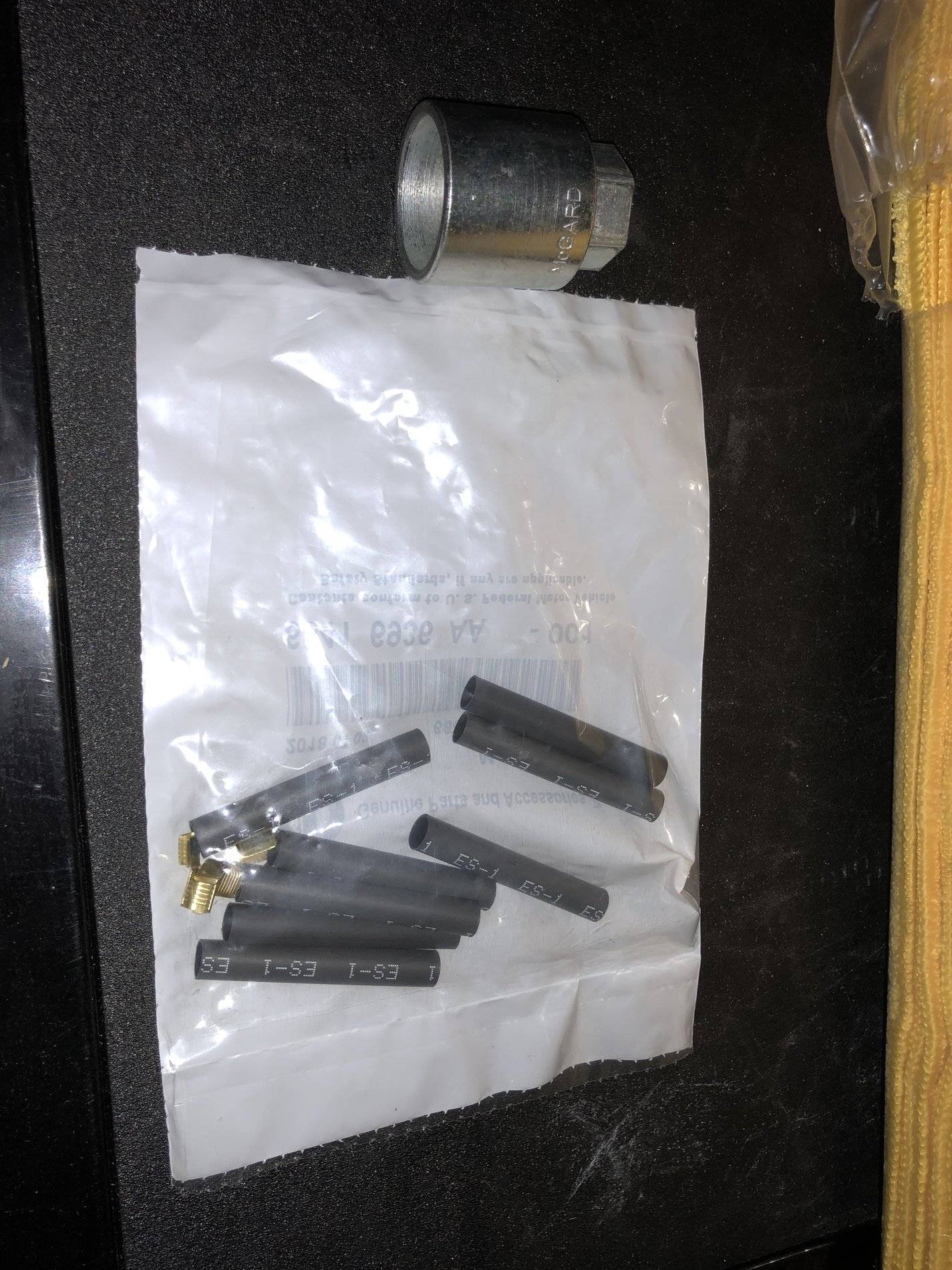 Jeep Wrangler JL Aux Switch Connectors and shrink wrap 6B0C8DA2-9494-4660-B10F-C20715A52845