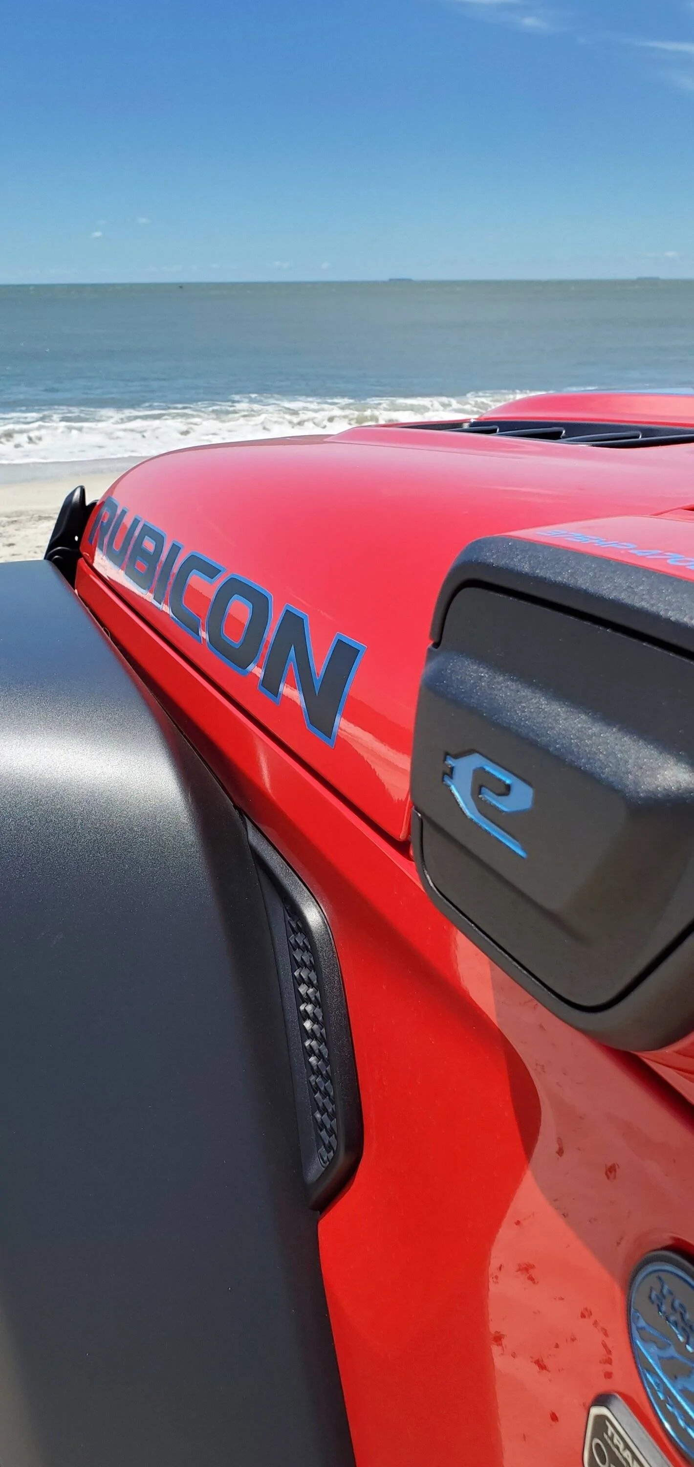 Jeep Wrangler JL Red 4xe w/blue badging? 20220618_115215