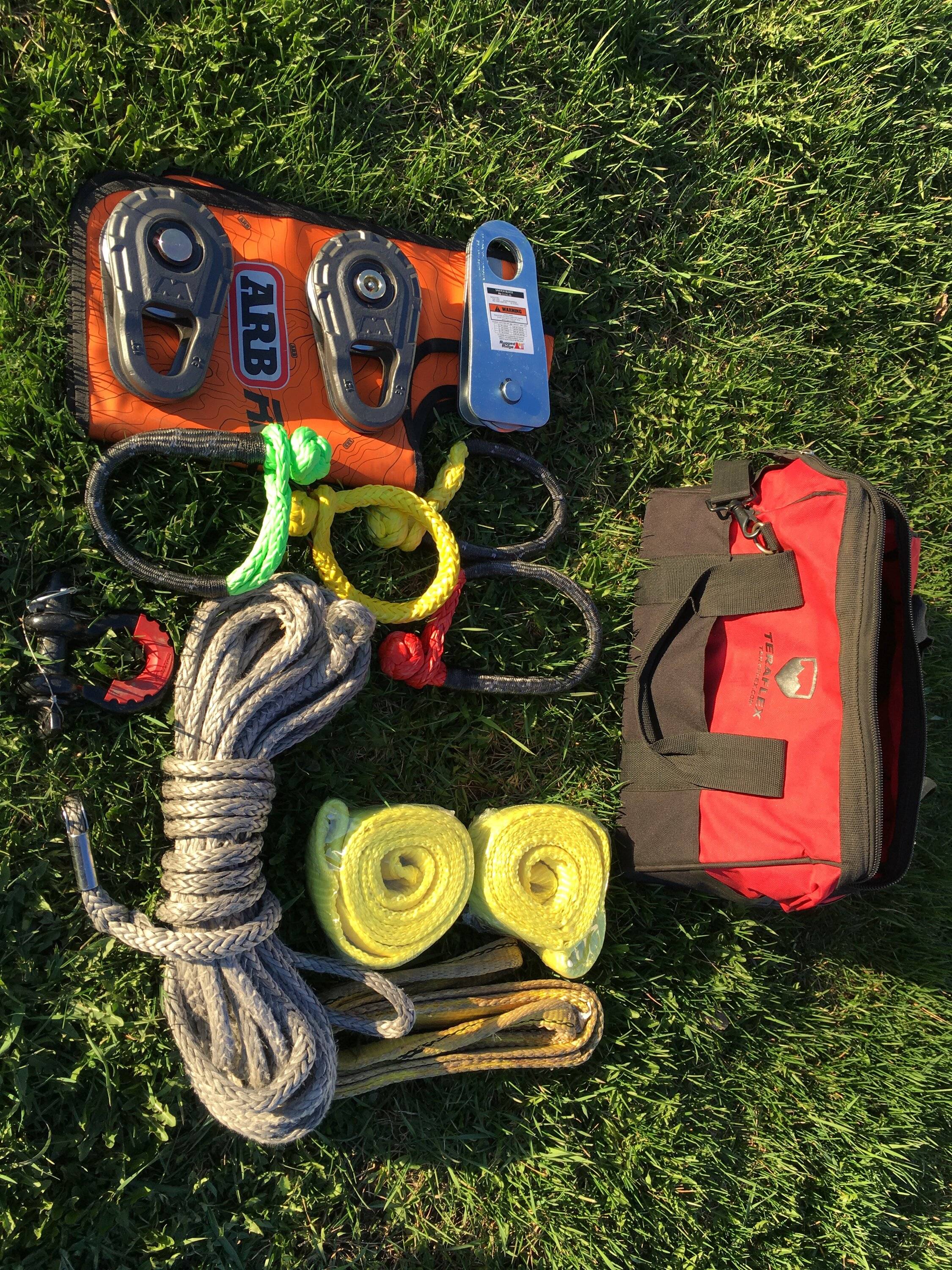 Jeep Wrangler JL Help me build a simple recovery kit 8D77ADE3-A079-419D-8B49-806692F516B5