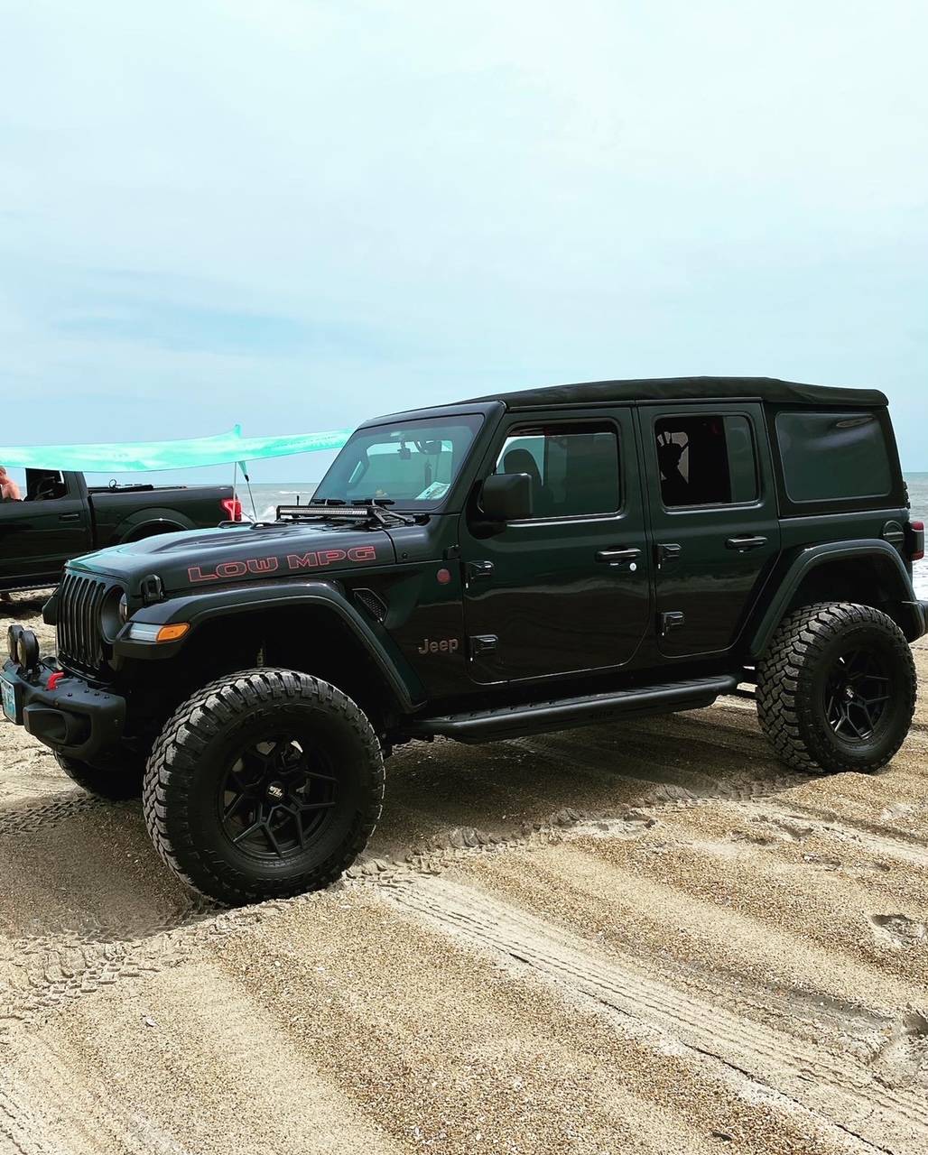 Jeep Wrangler JL Down in the Outer Banks in NC image2-1