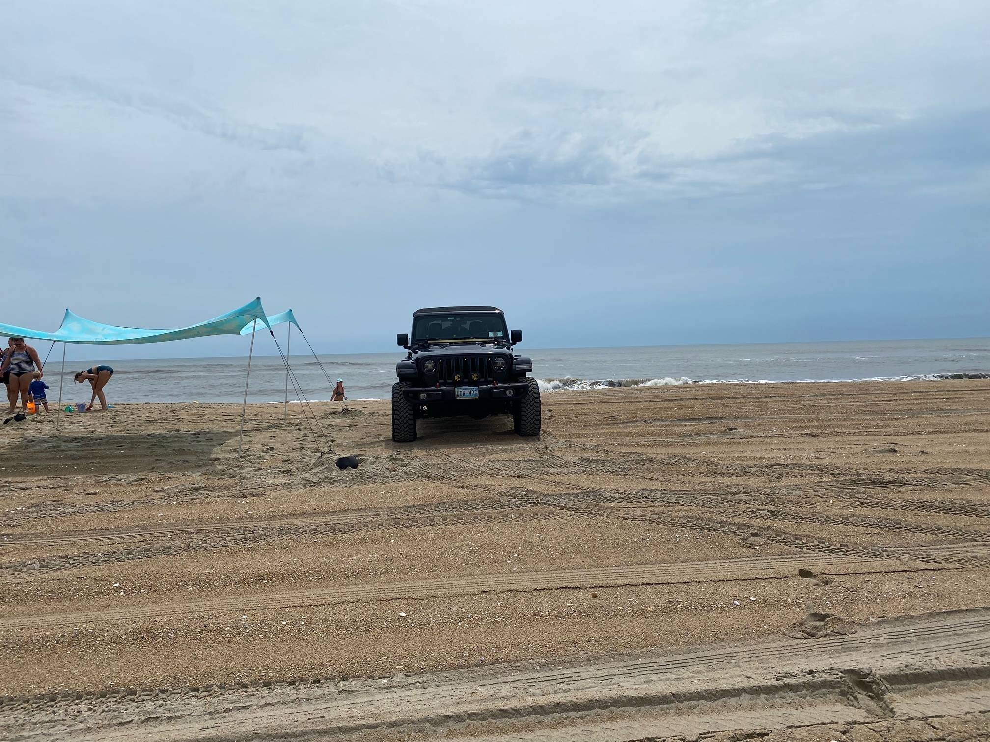 Jeep Wrangler JL Down in the Outer Banks in NC image7-1