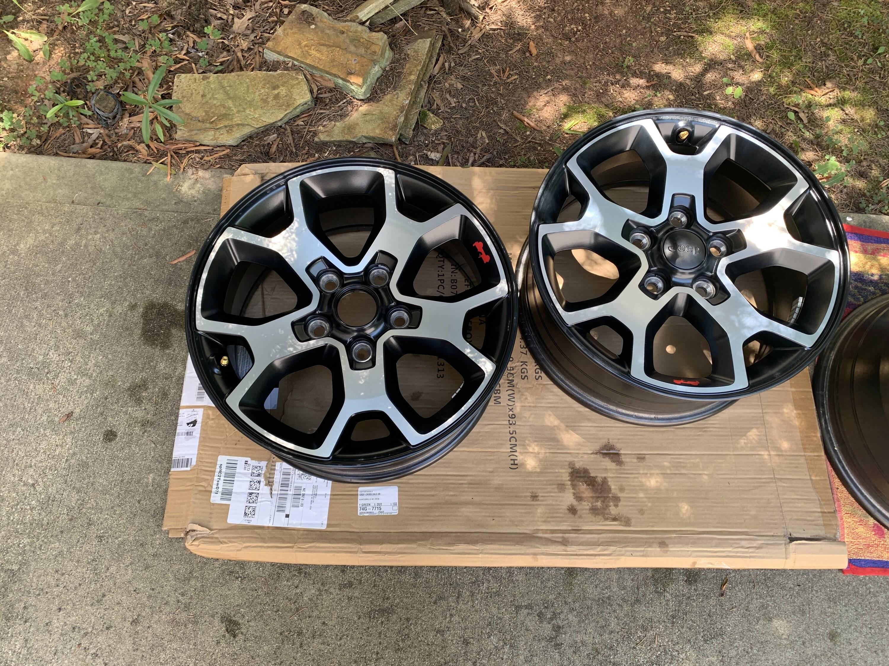 Jeep Wrangler JL Rubicon Wheels - Charlotte Area 20220723_172911700_iOS