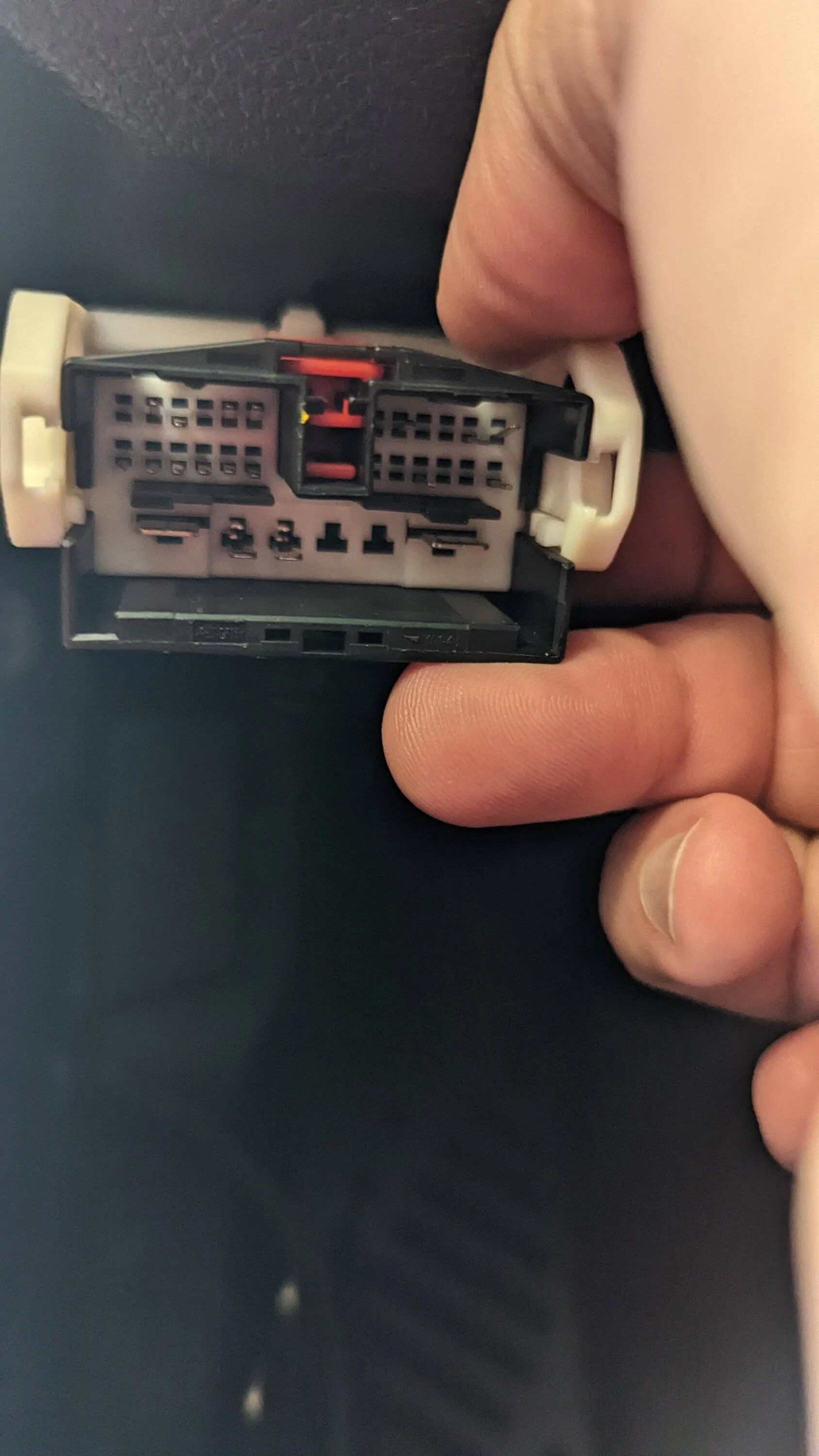Jeep Wrangler JL Odd solution to an odd door connection problem PXL_20220723_173019868